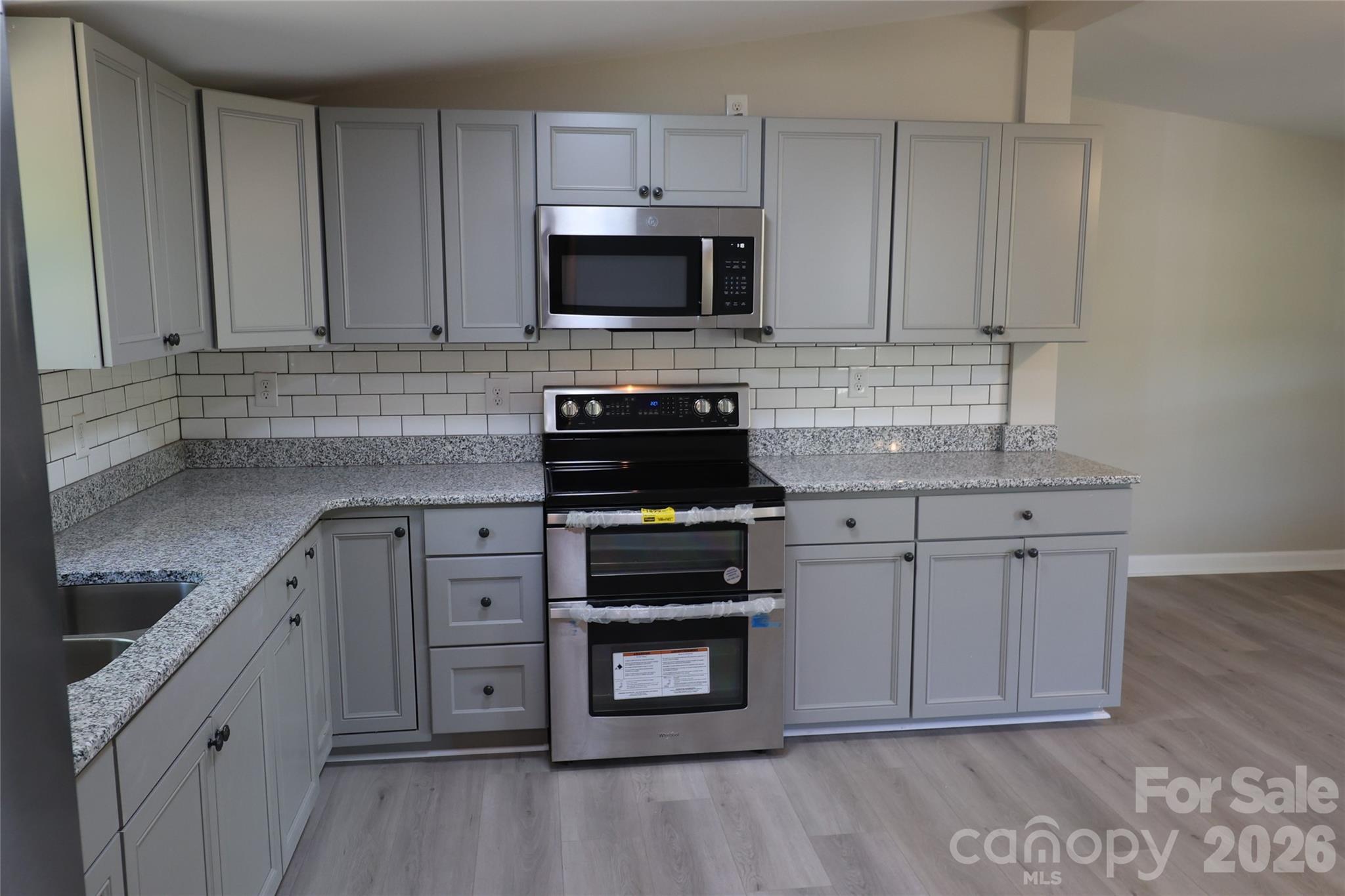 6443 Sherwood Lane Property Photo 12