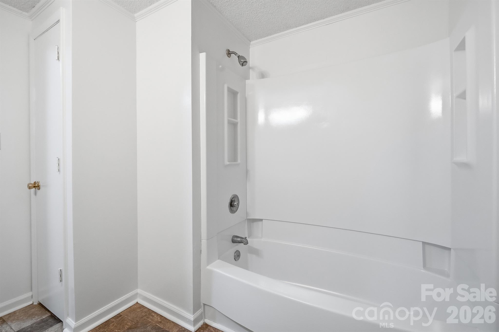 806 S Laurel Street Property Photo 27