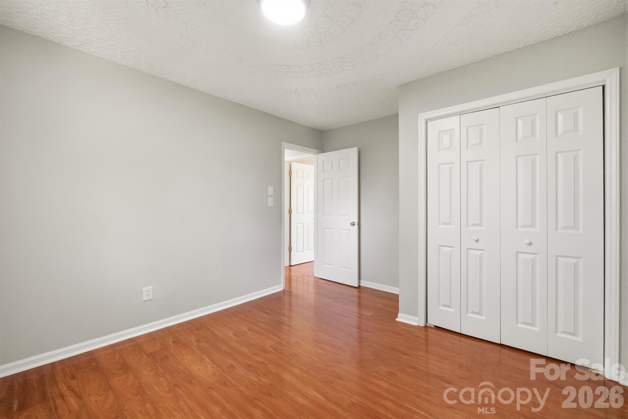 806 S Laurel Street Property Photo 30