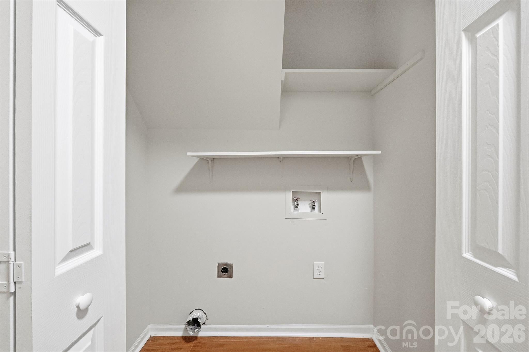 806 S Laurel Street Property Photo 33