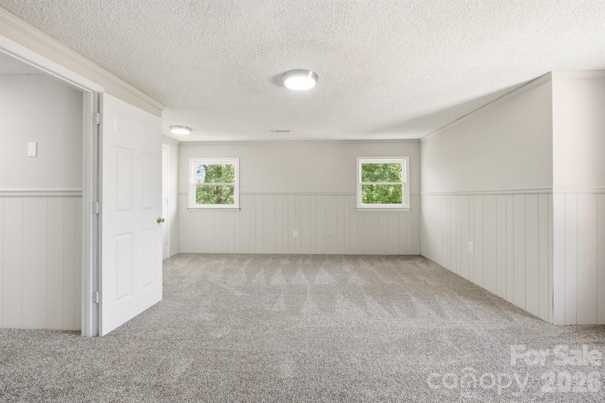 806 S Laurel Street Property Photo 39