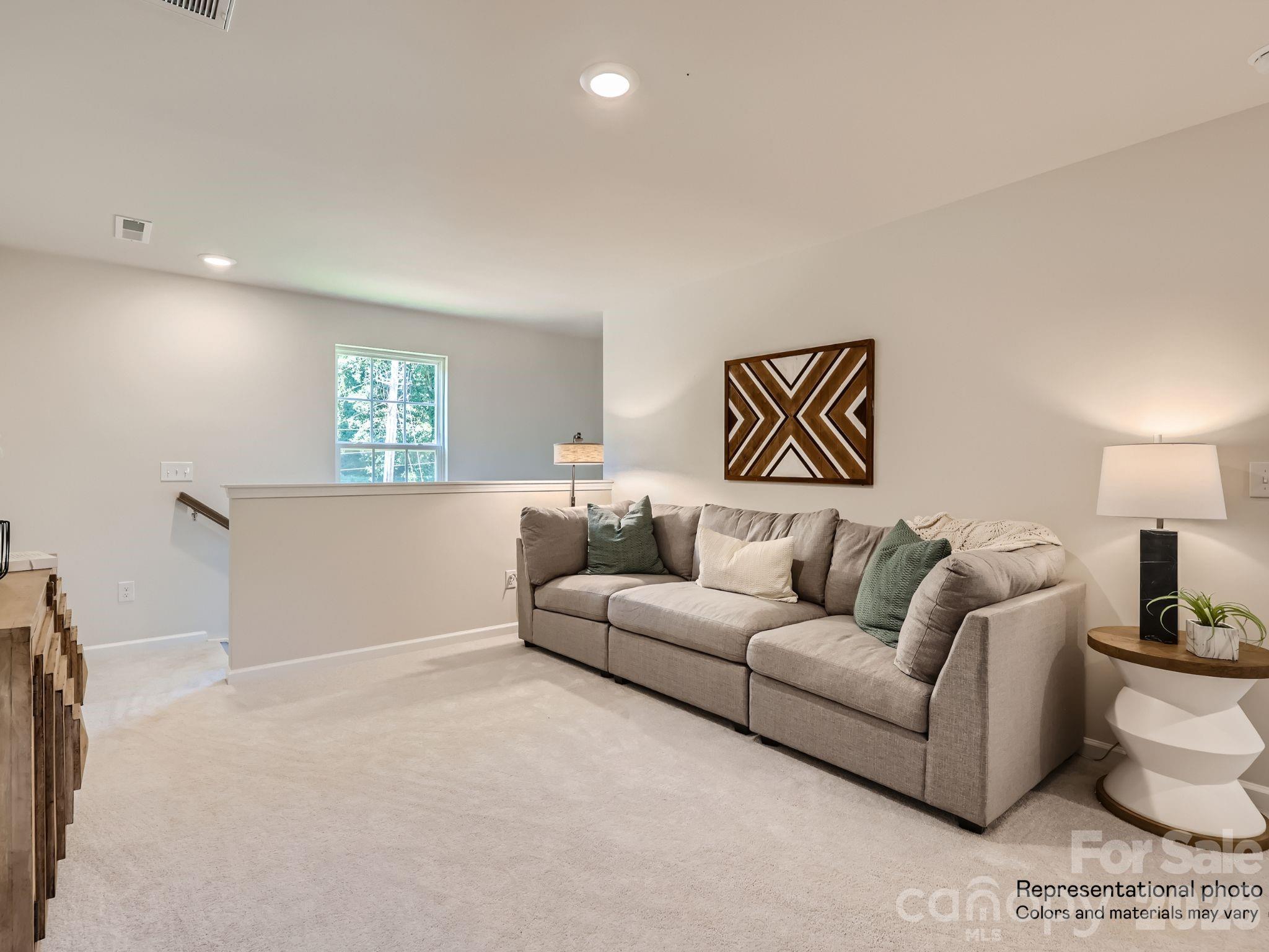 143 Spotted Way Property Photo 14