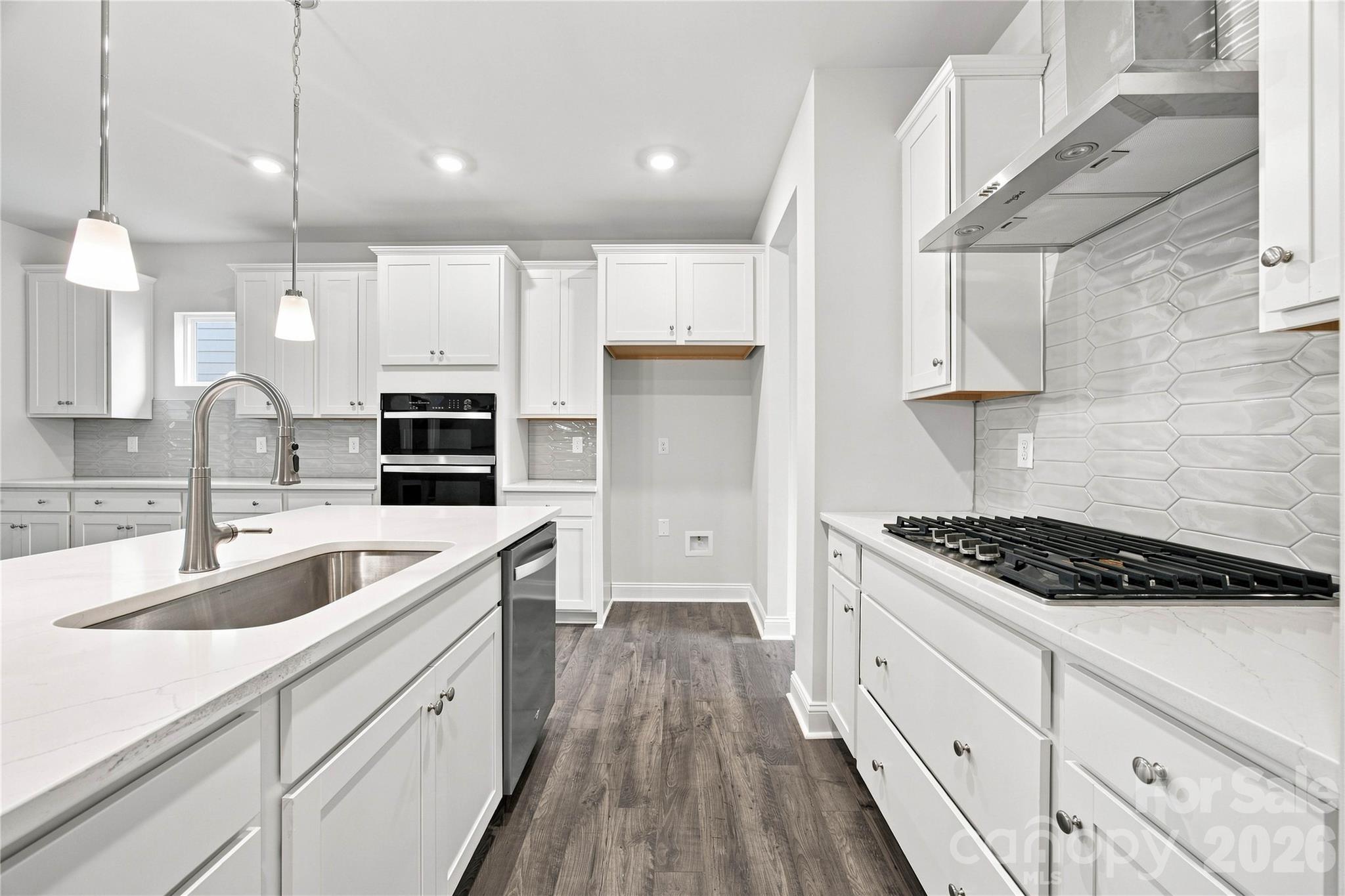 4050 Puddle Pond Road Property Photo 6