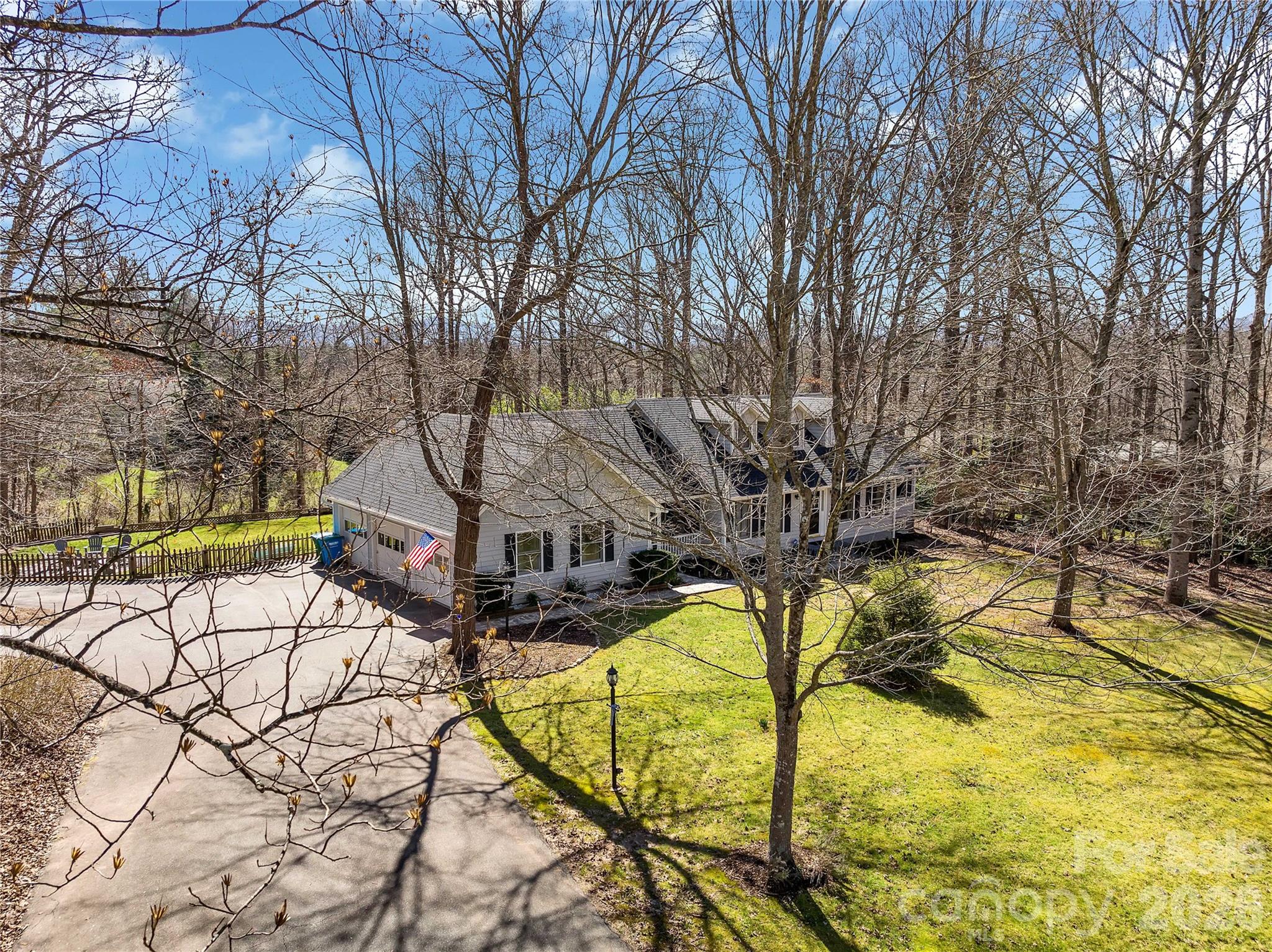 10 High Meadows Drive Property Photo 2