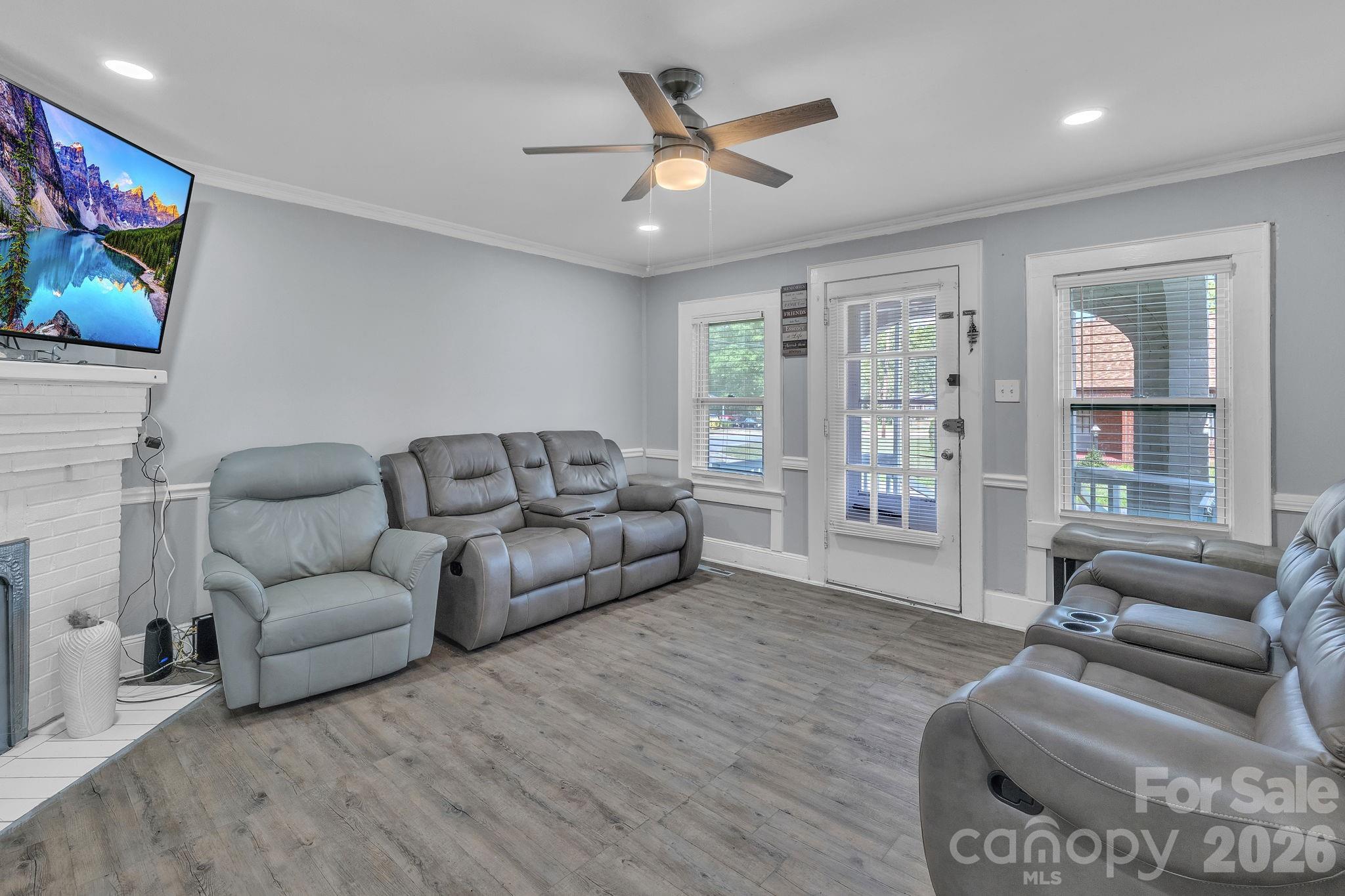 1106 Lane Street Property Photo 6