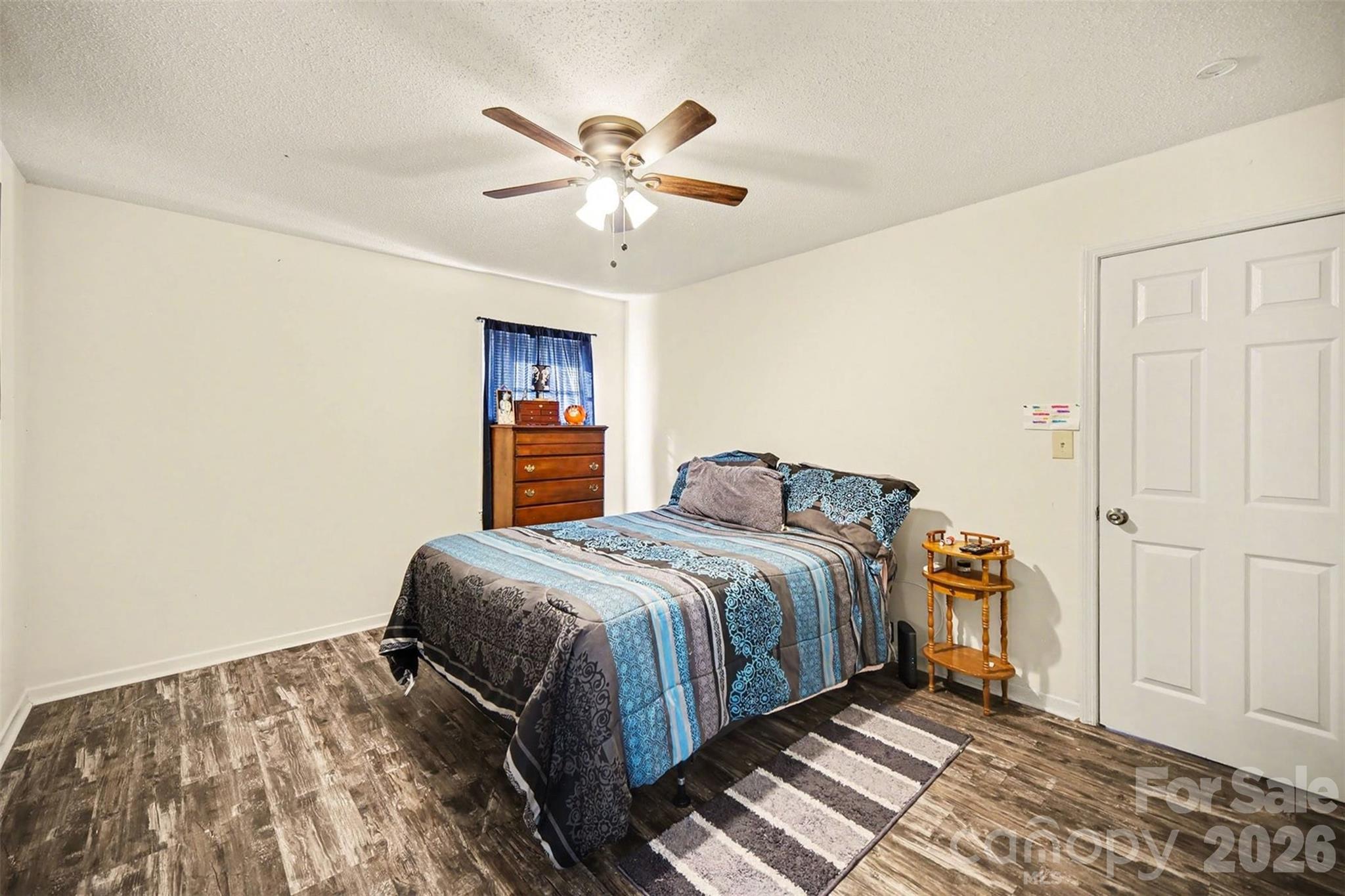 1087 Greenbriar Drive Property Photo 15