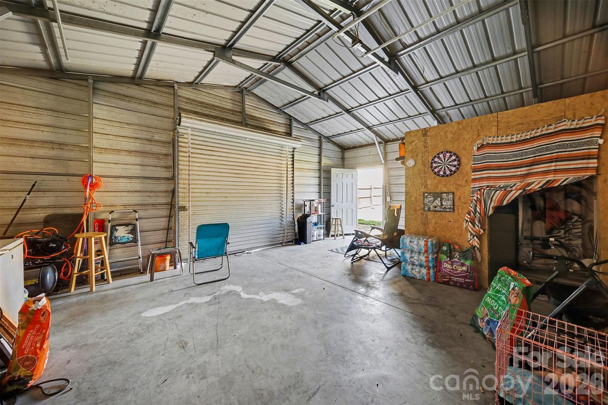 1087 Greenbriar Drive Property Photo 22