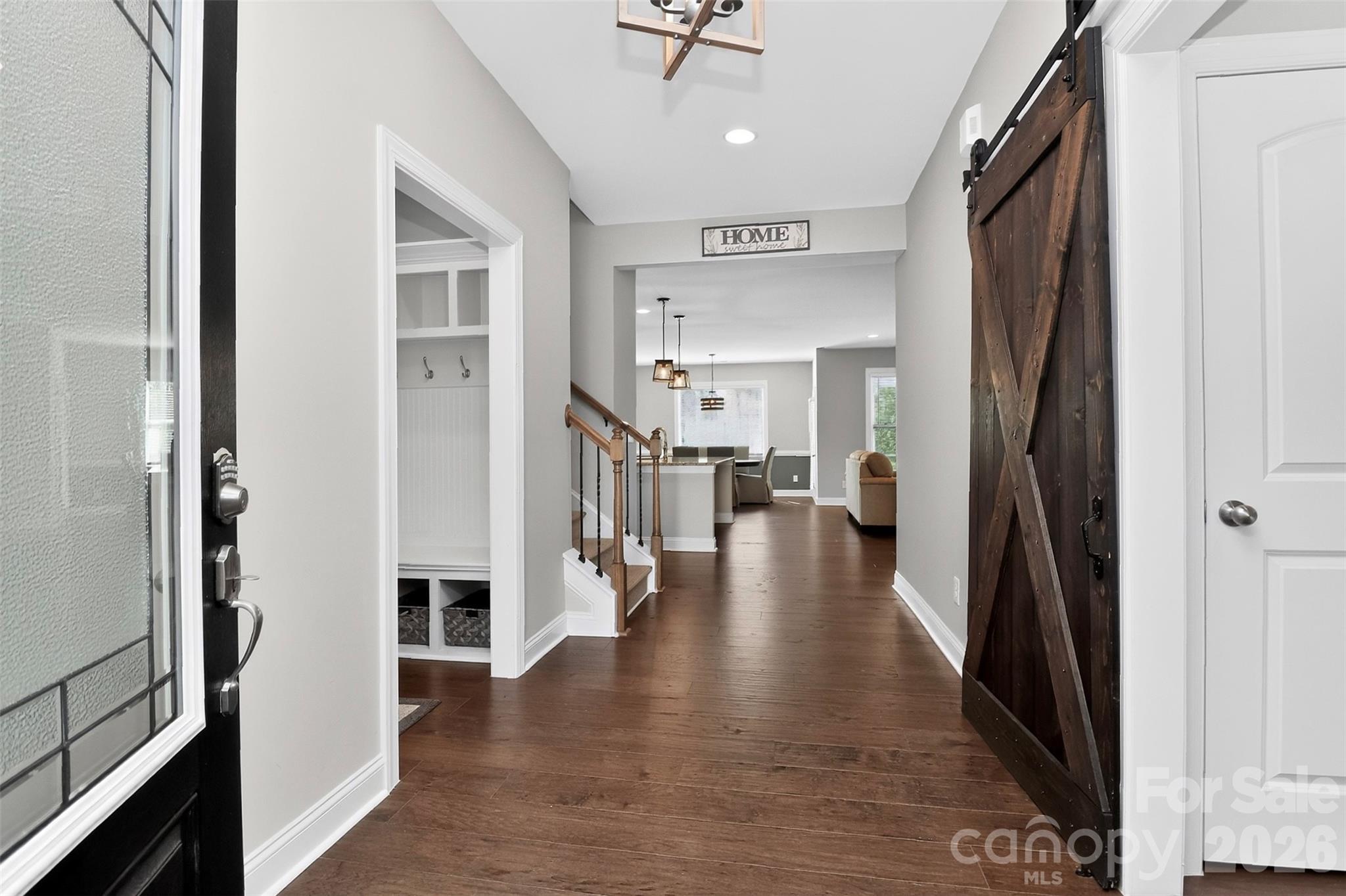 3025 Kinsley Court Property Photo 3
