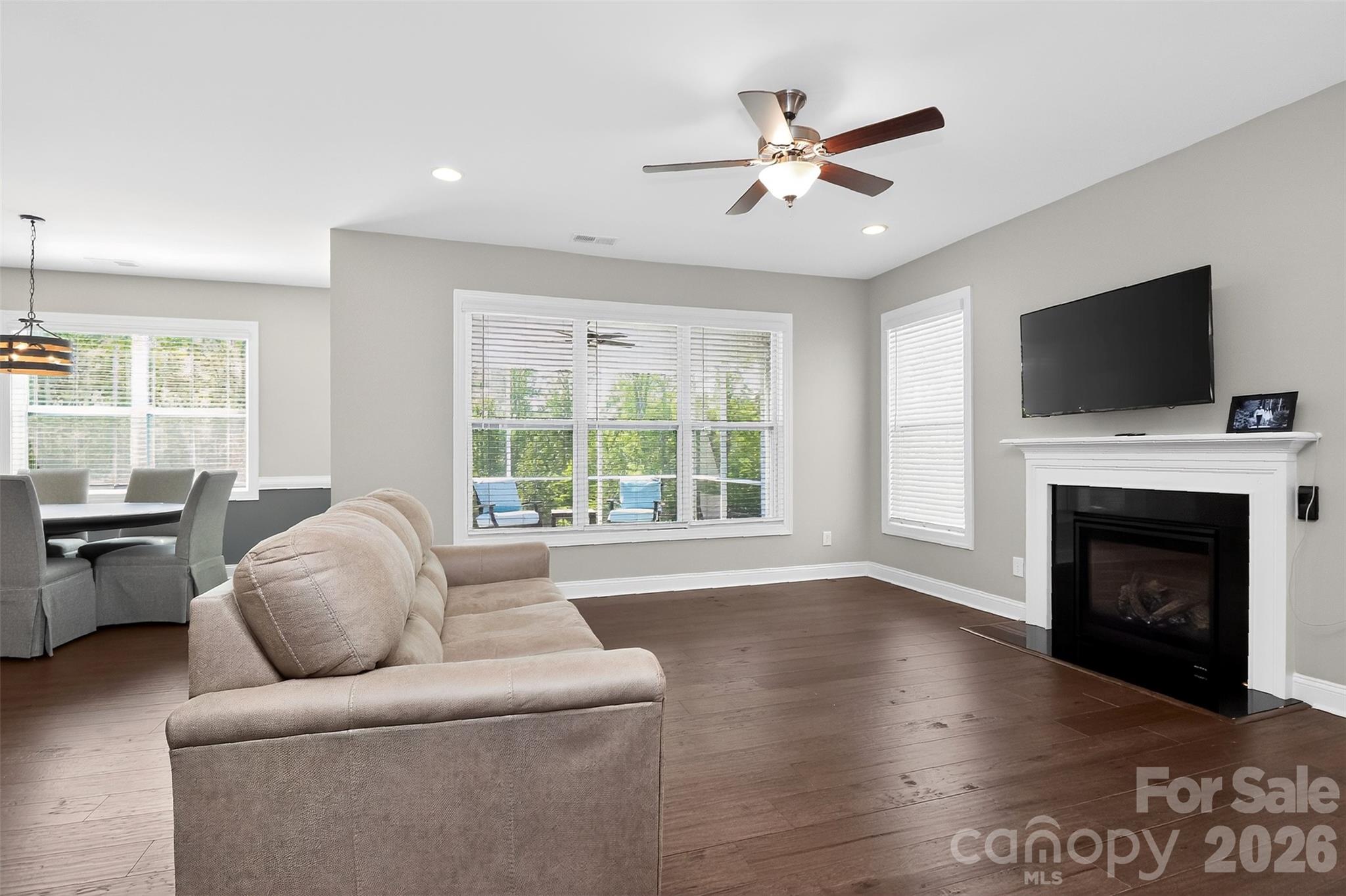 3025 Kinsley Court Property Photo 10