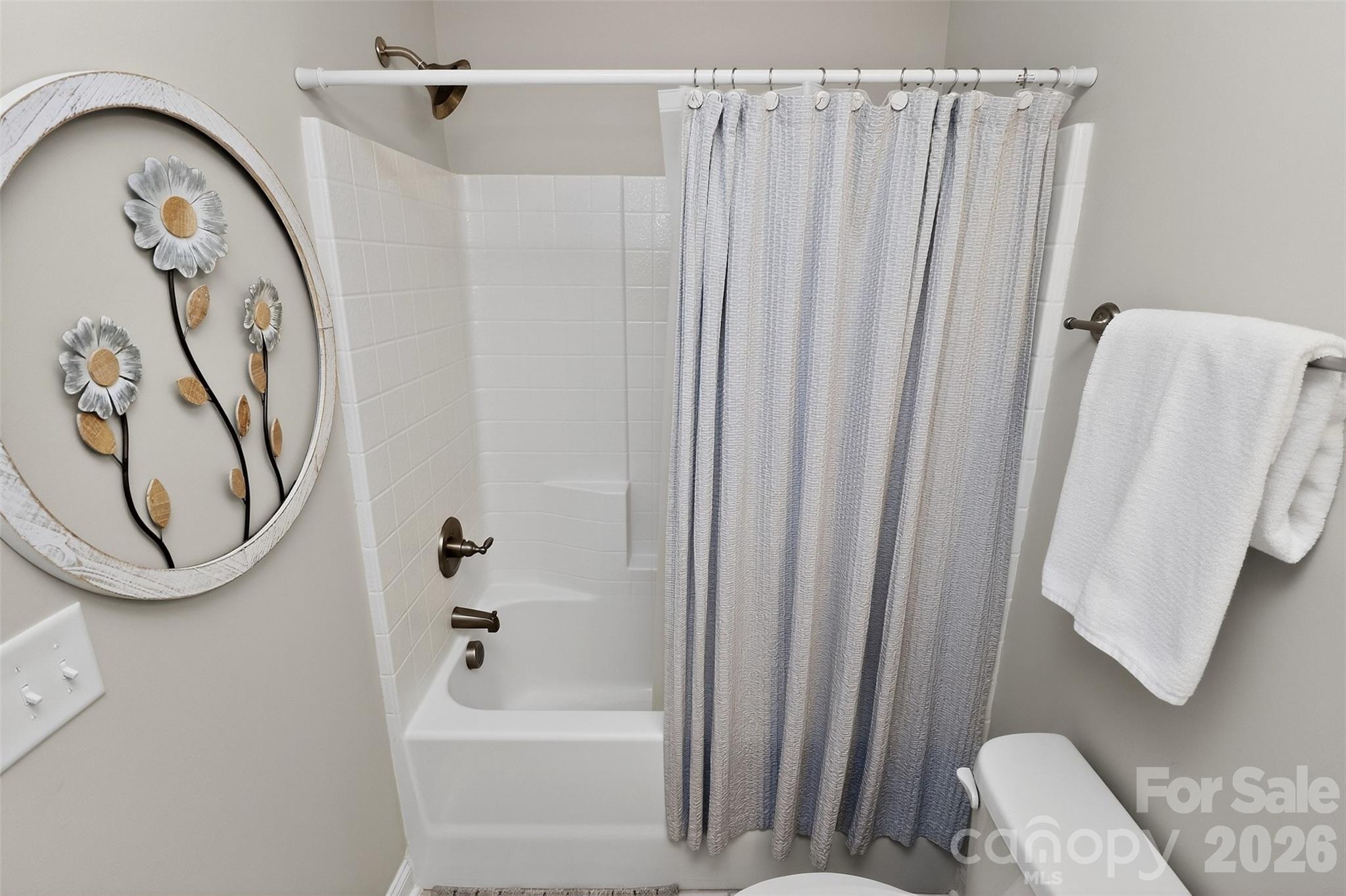 3025 Kinsley Court Property Photo 32