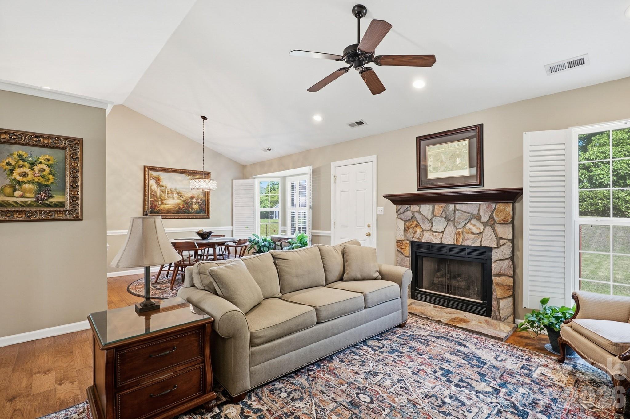 7224 Swans Run Road Property Photo 9