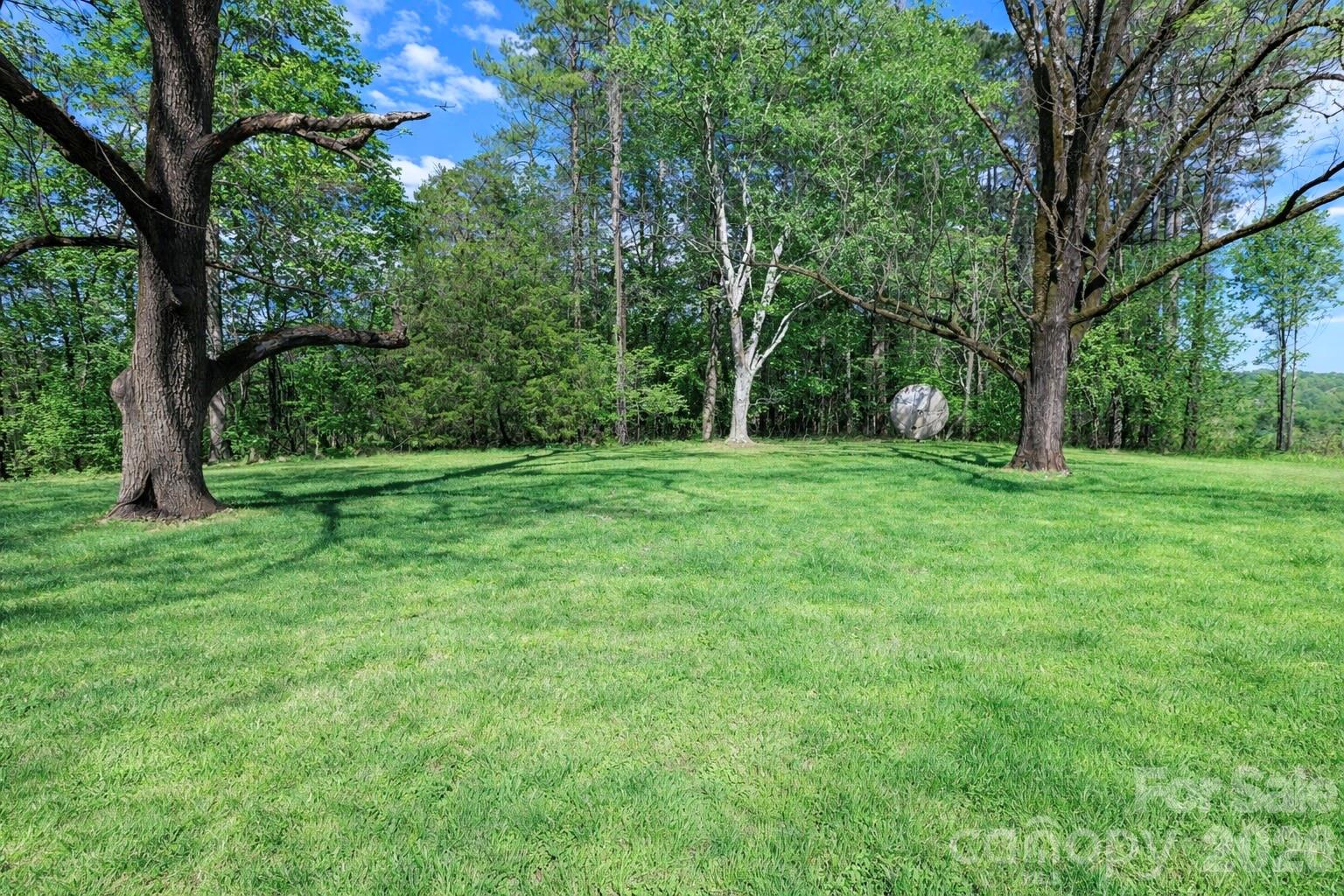 225 Midway Road Property Photo 13