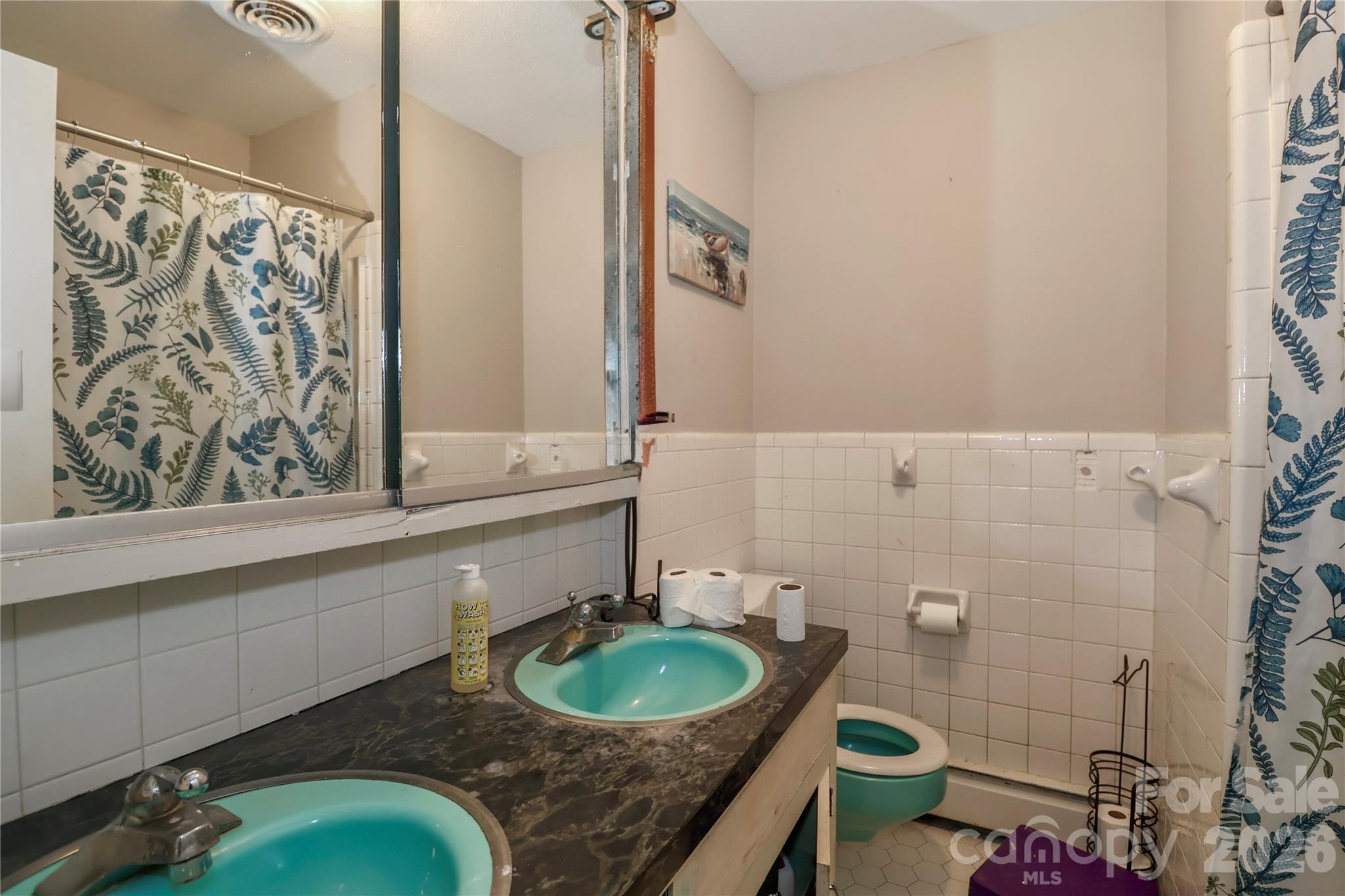 225 Midway Road Property Photo 17