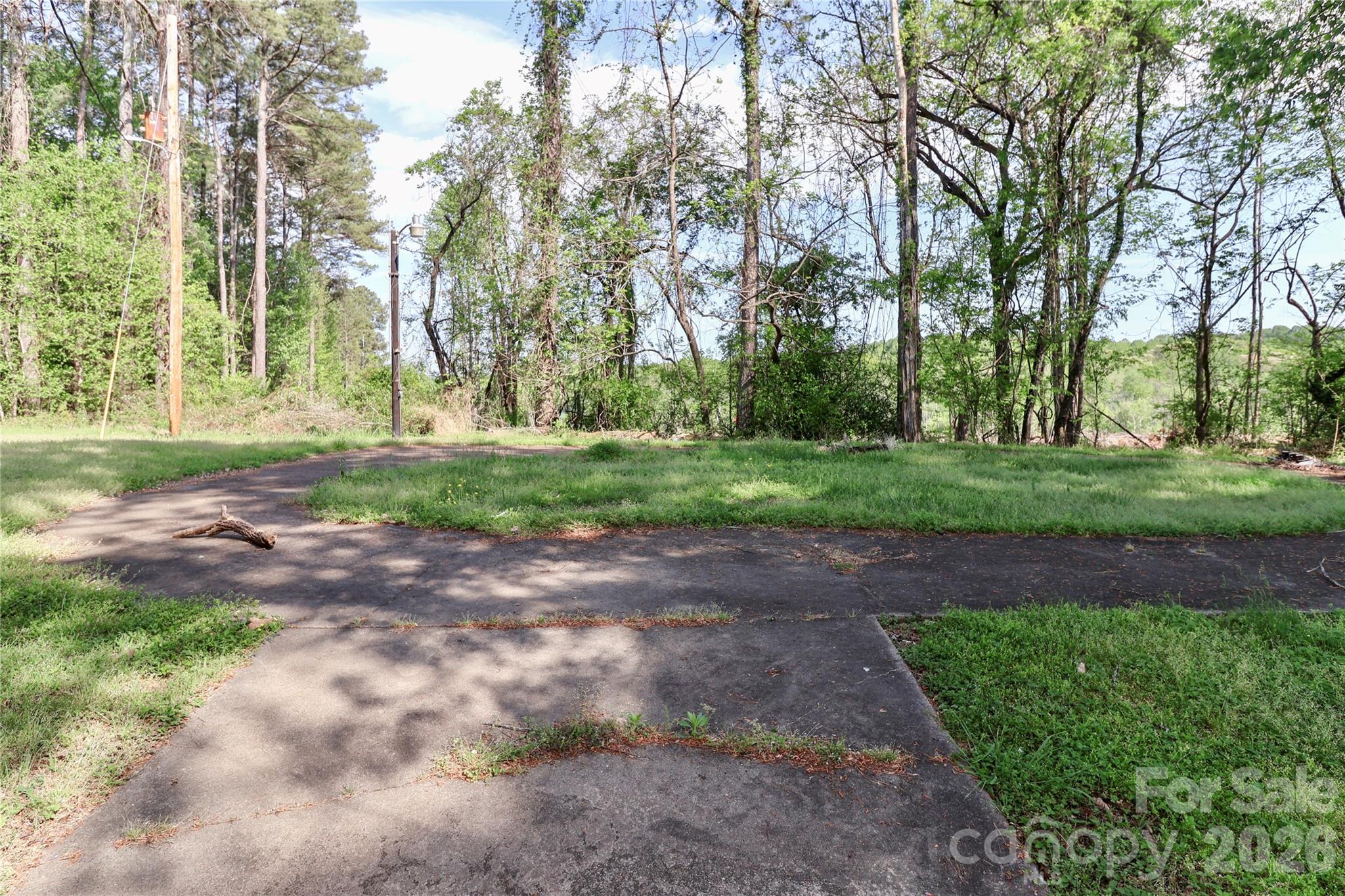 225 Midway Road Property Photo 25