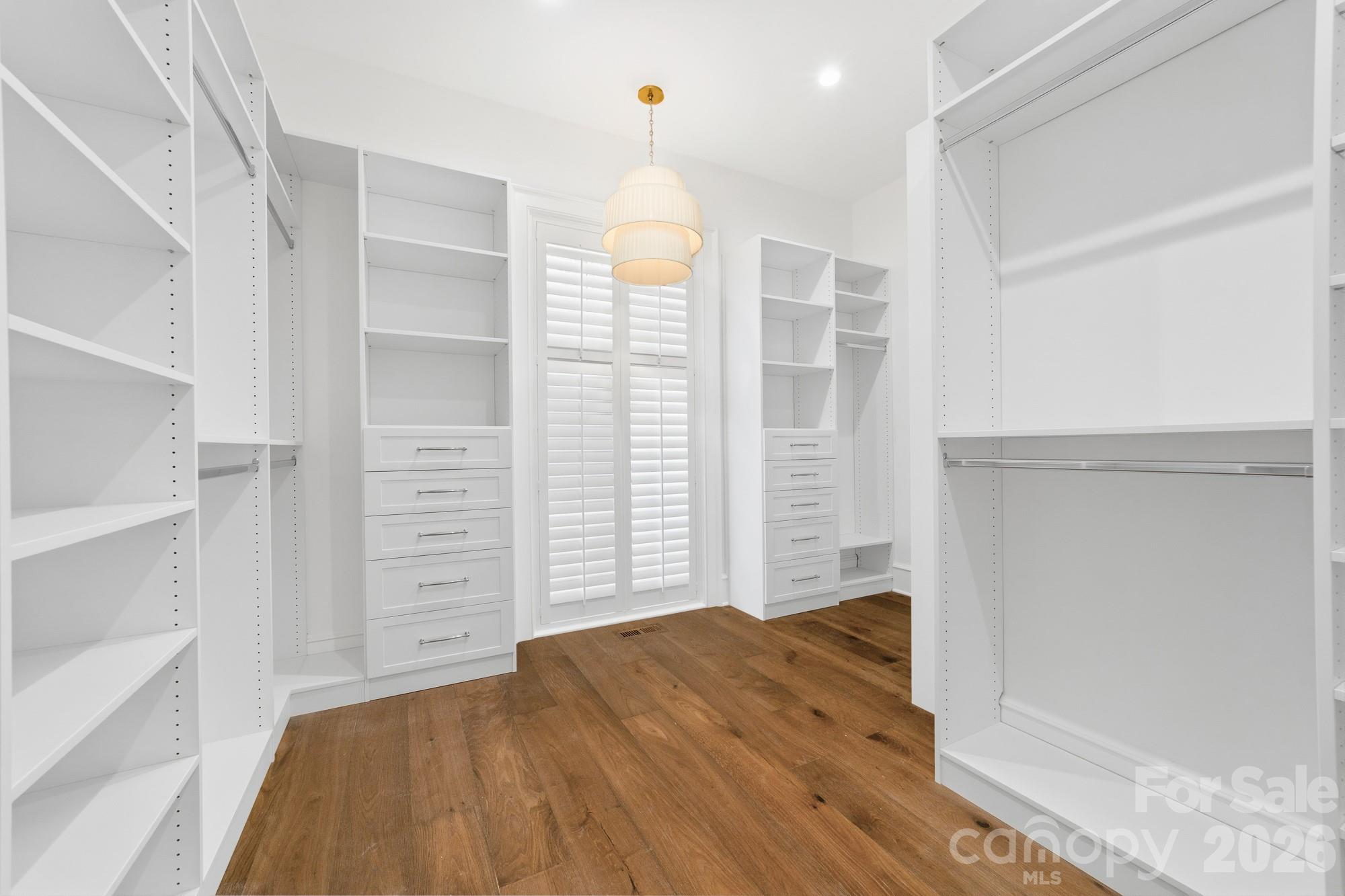 222 Walnut Street Property Photo 18