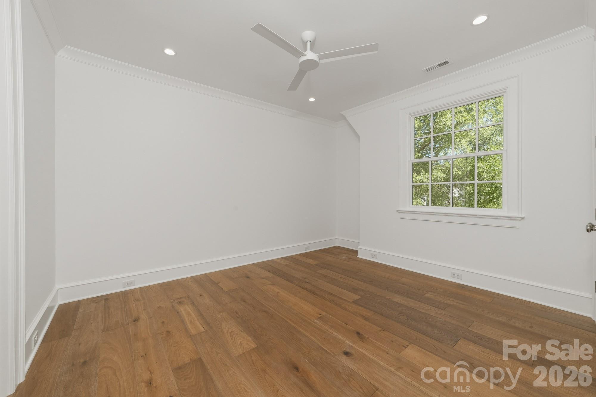 222 Walnut Street Property Photo 27