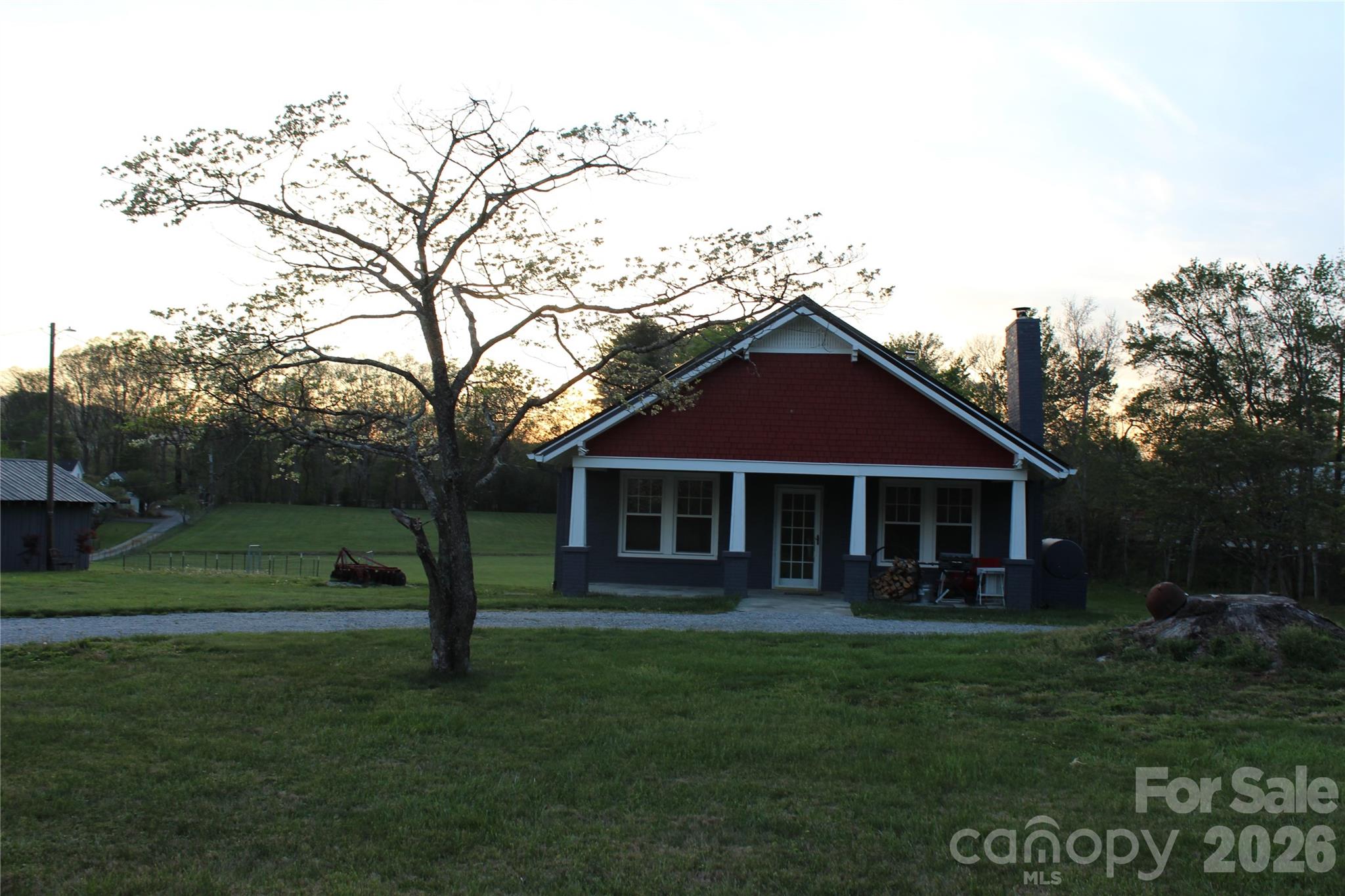 300 Banner Farm Road Property Photo 5