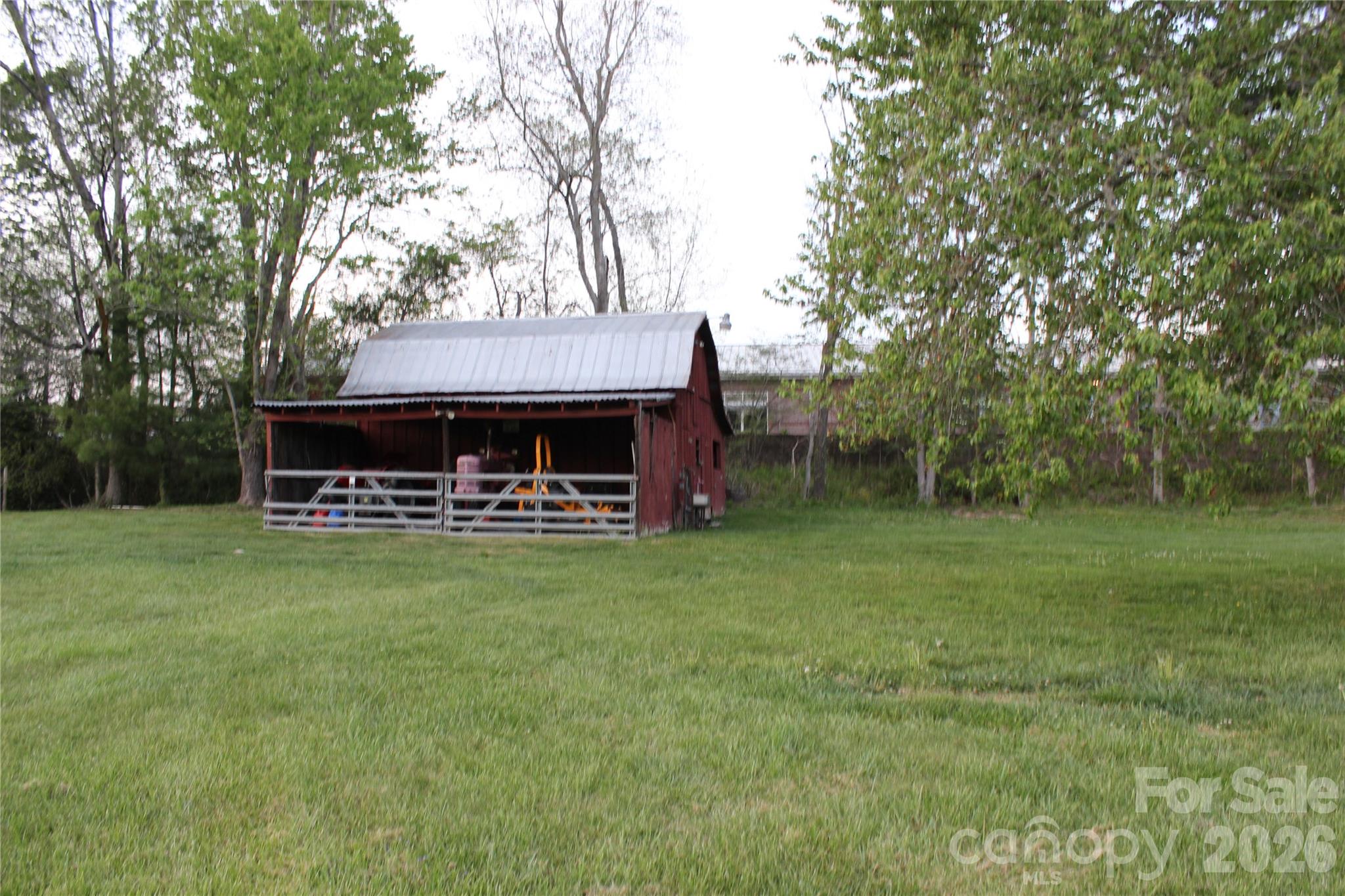 300 Banner Farm Road Property Photo 13