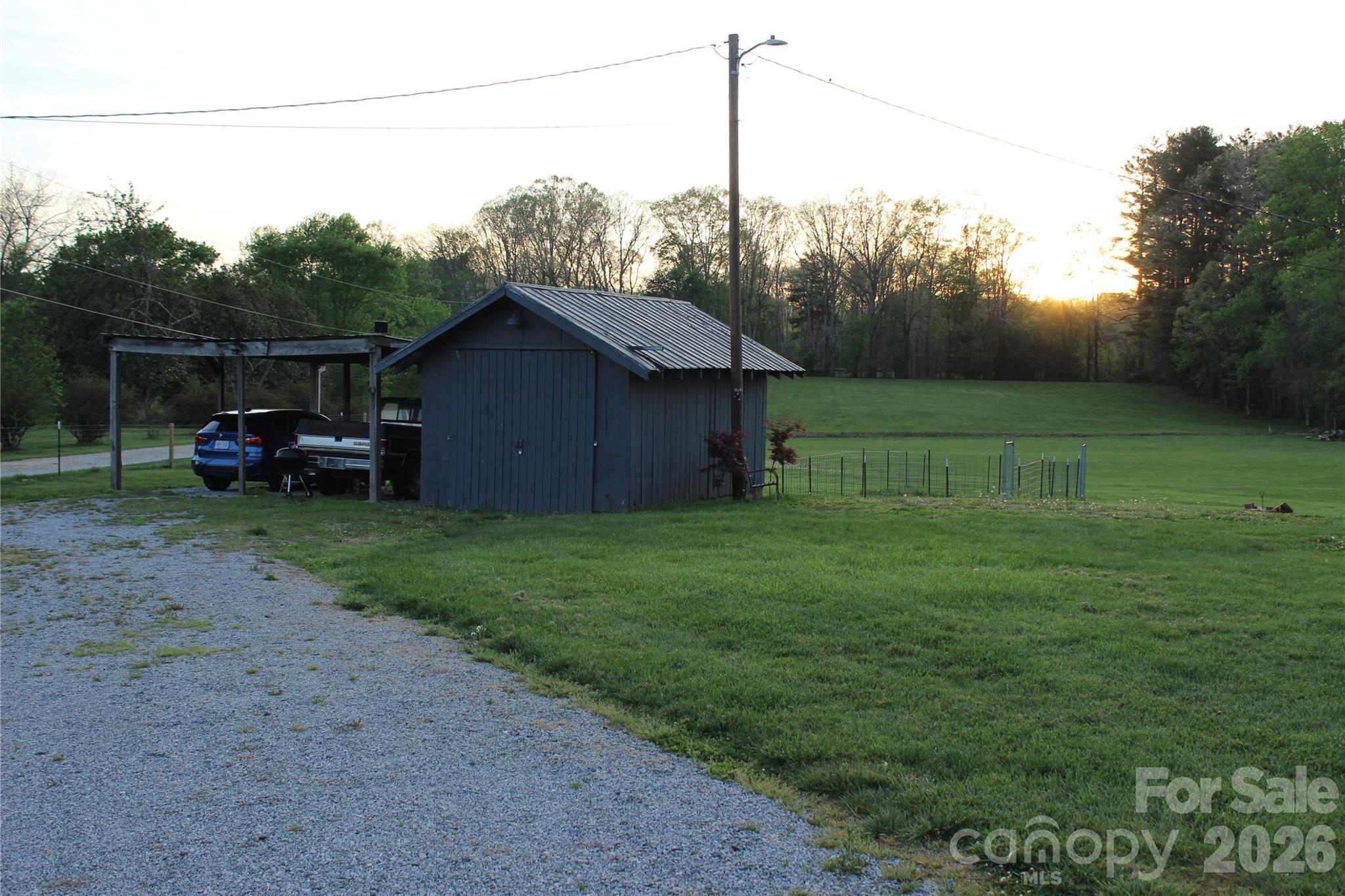 300 Banner Farm Road Property Photo 14
