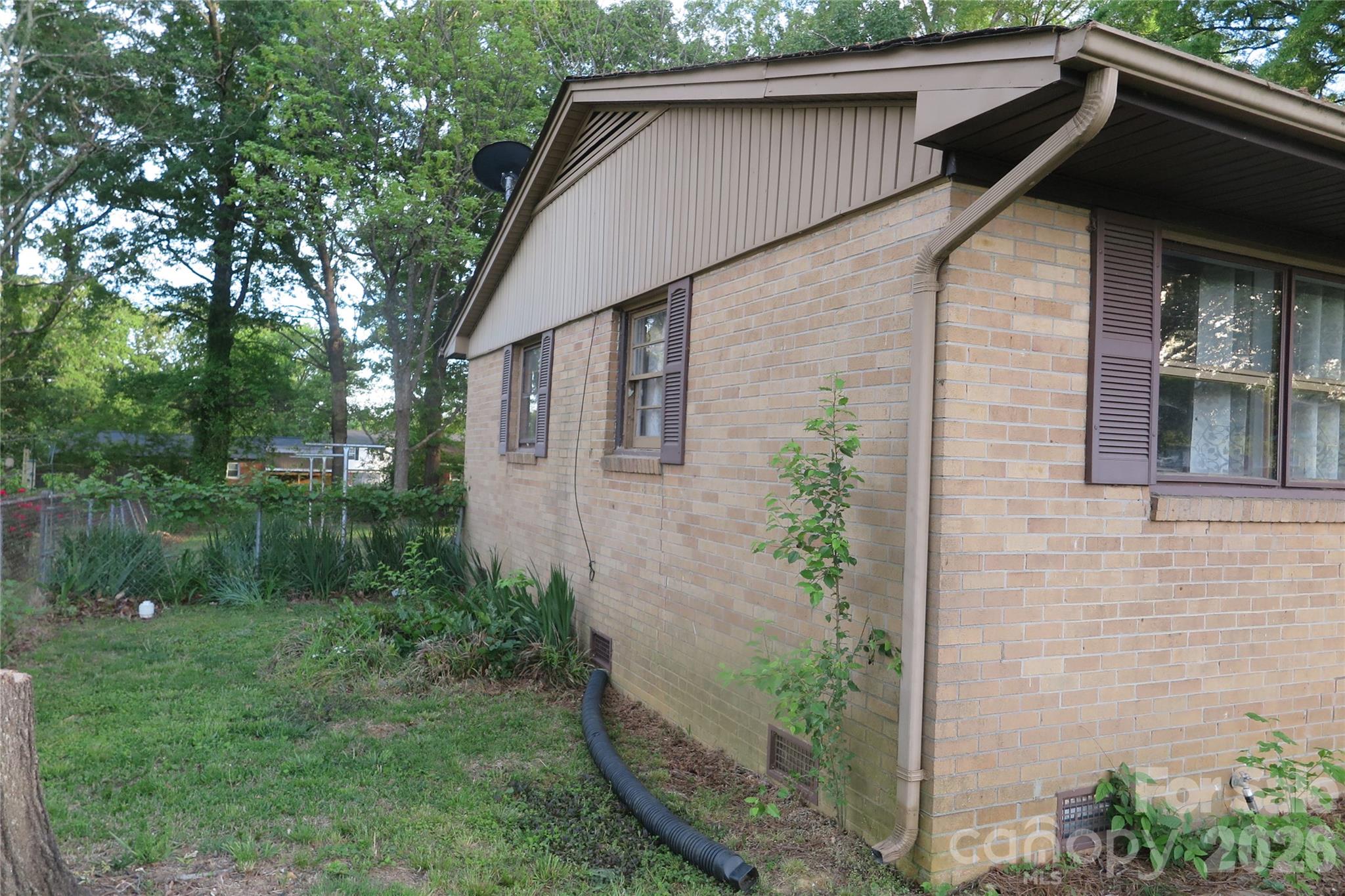 419 S Church Street Property Photo 16