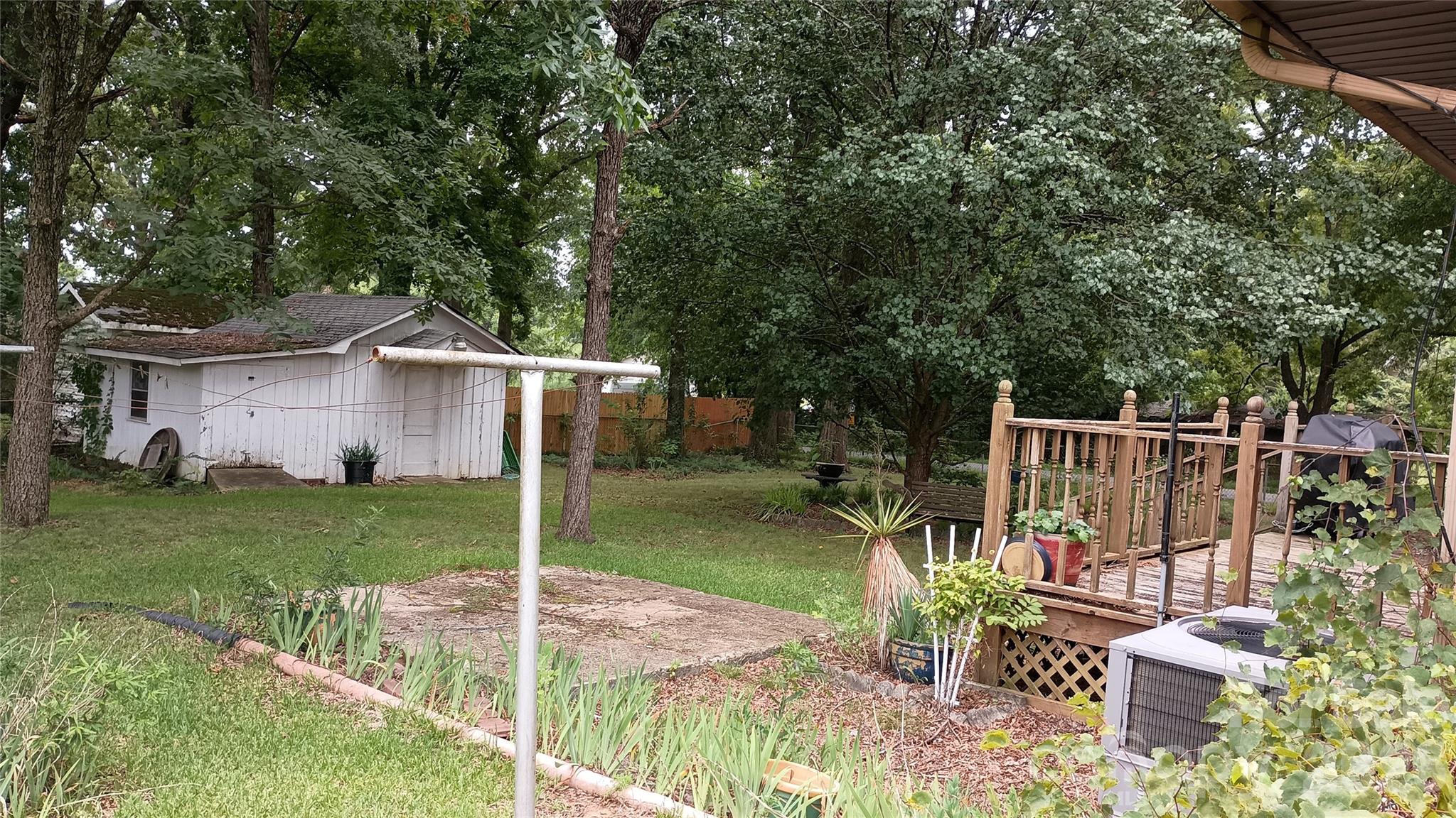 419 S Church Street Property Photo 19