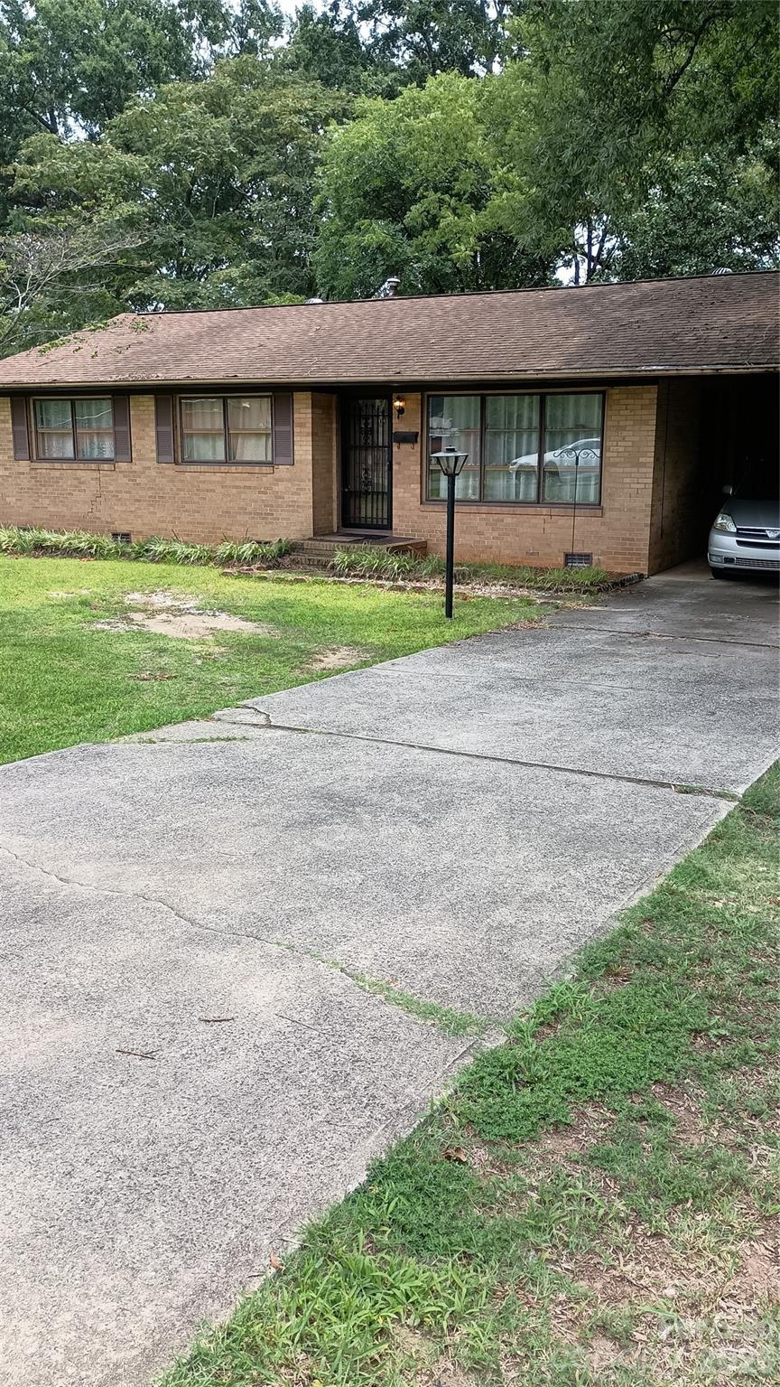 419 S Church Street Property Photo 23
