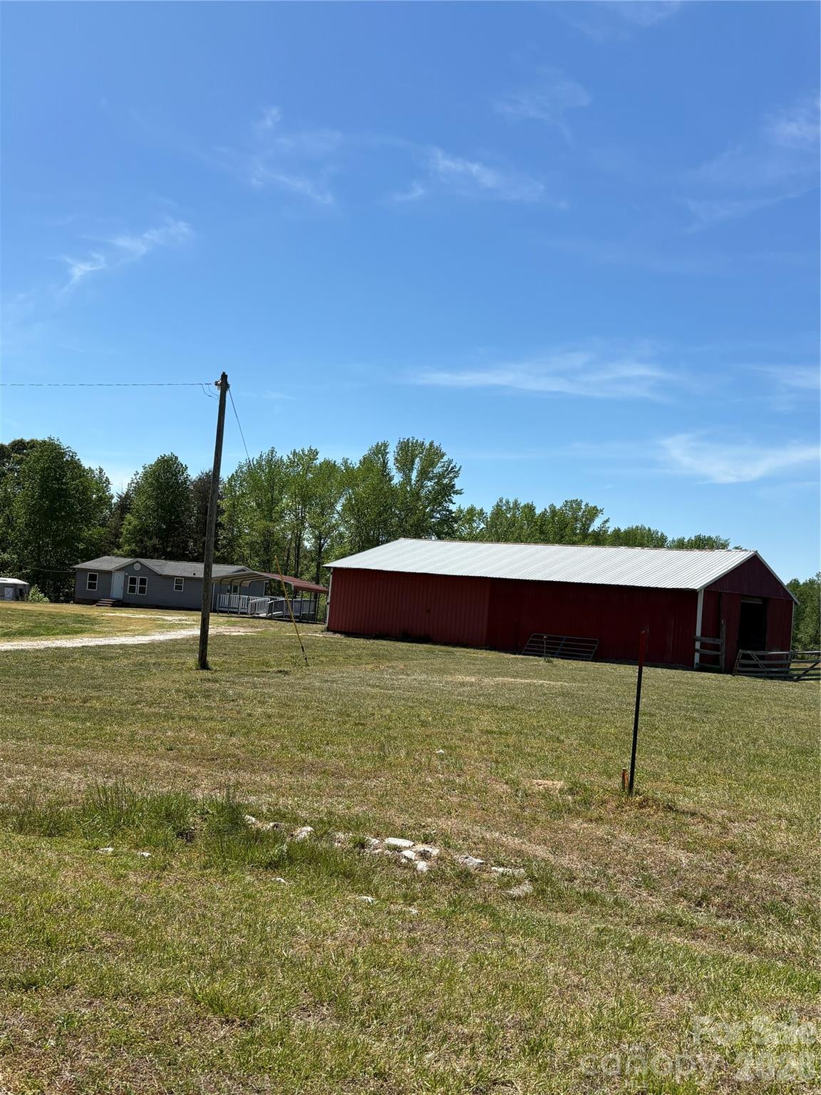 560 Fayette Road Property Photo 3
