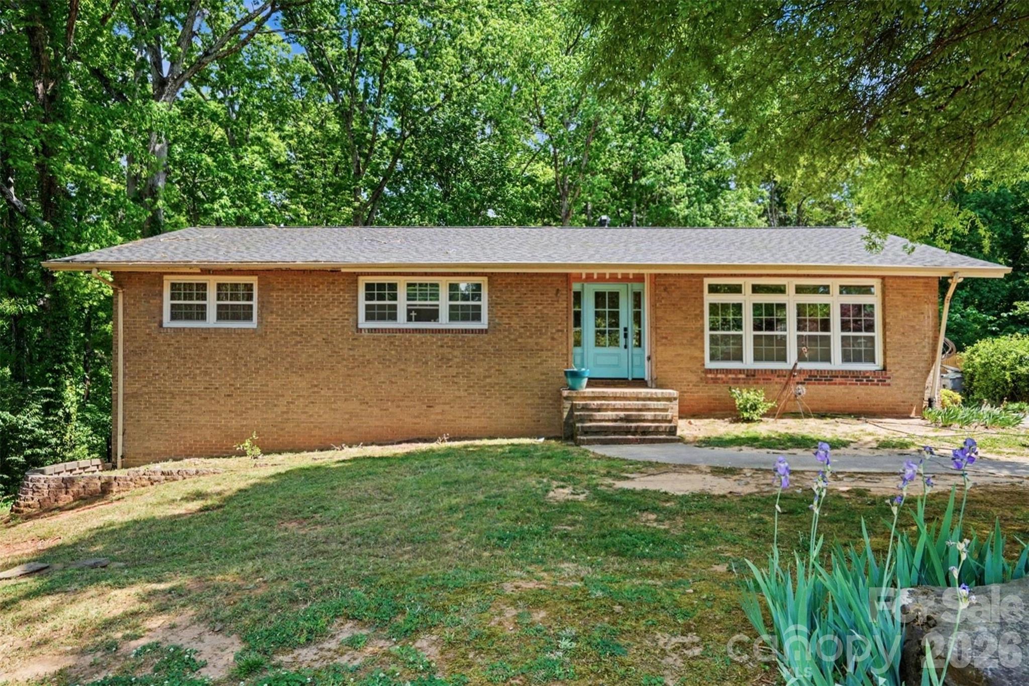 6913 Folger Drive Property Photo 1