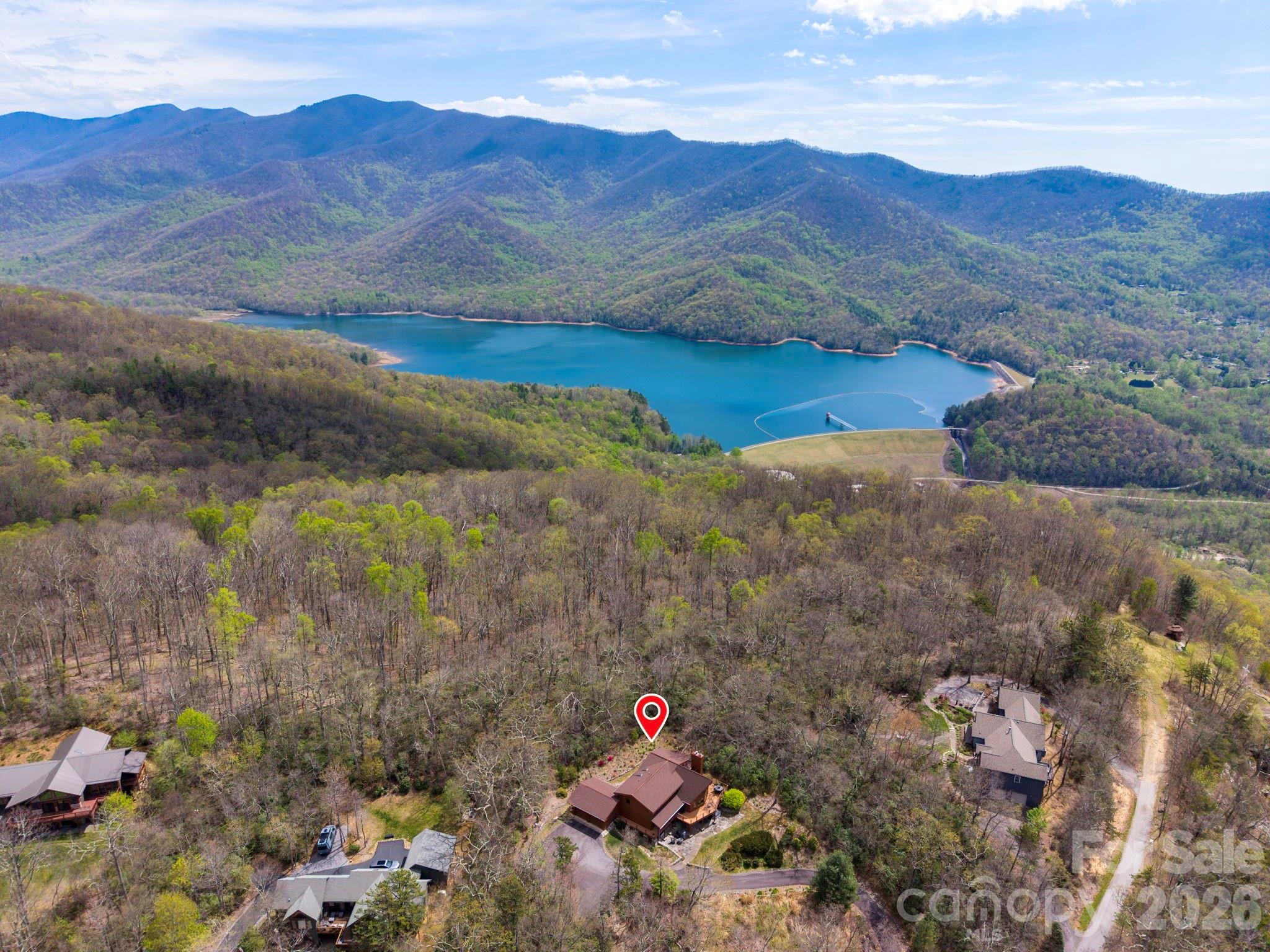6 Orchard Knob Lane Property Photo 3