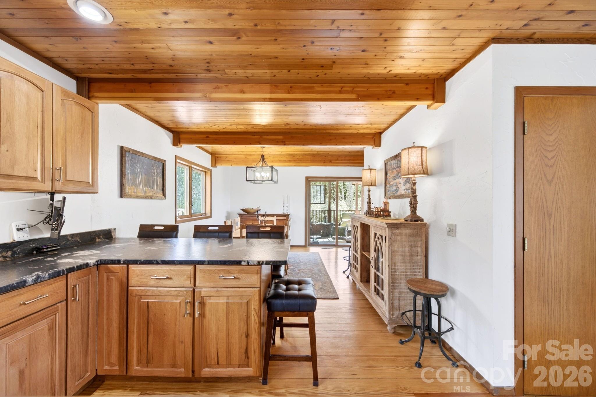 6 Orchard Knob Lane Property Photo 12