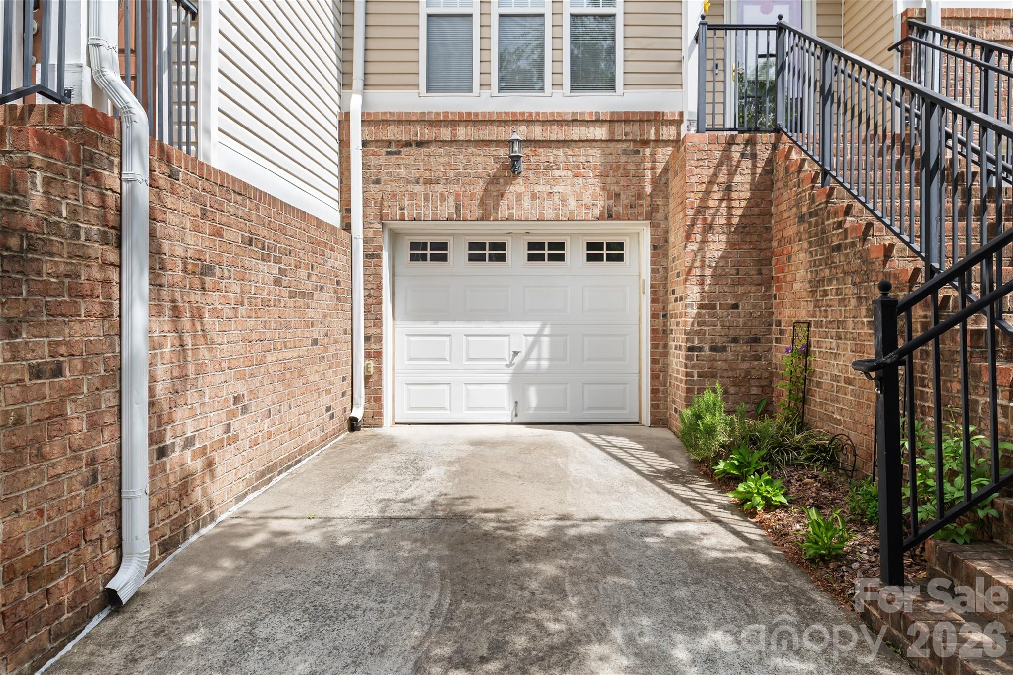 7111 Founders Club Court Property Photo 3