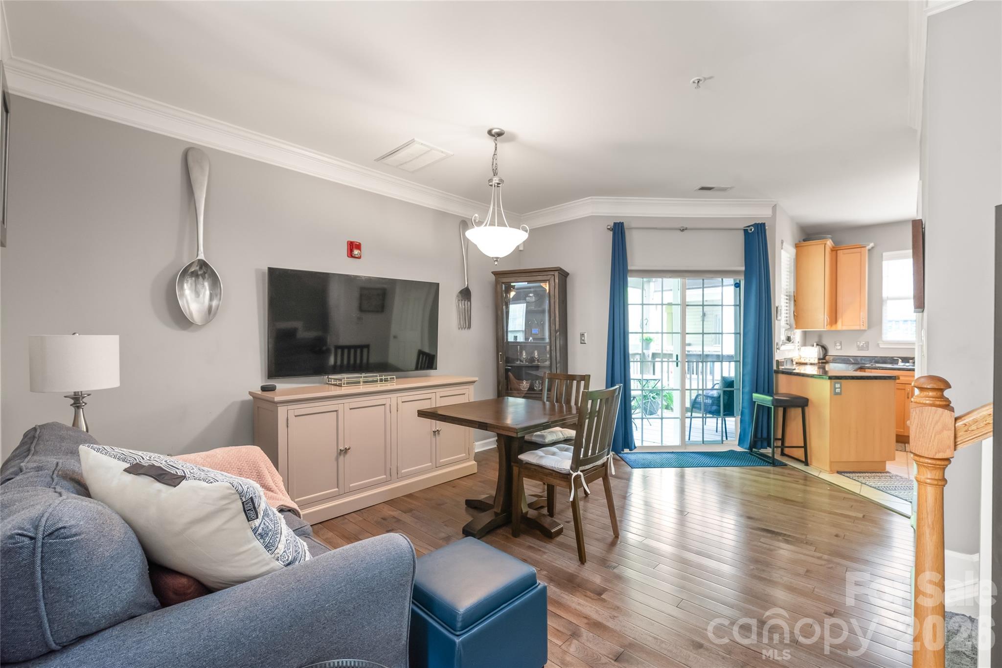 7111 Founders Club Court Property Photo 10