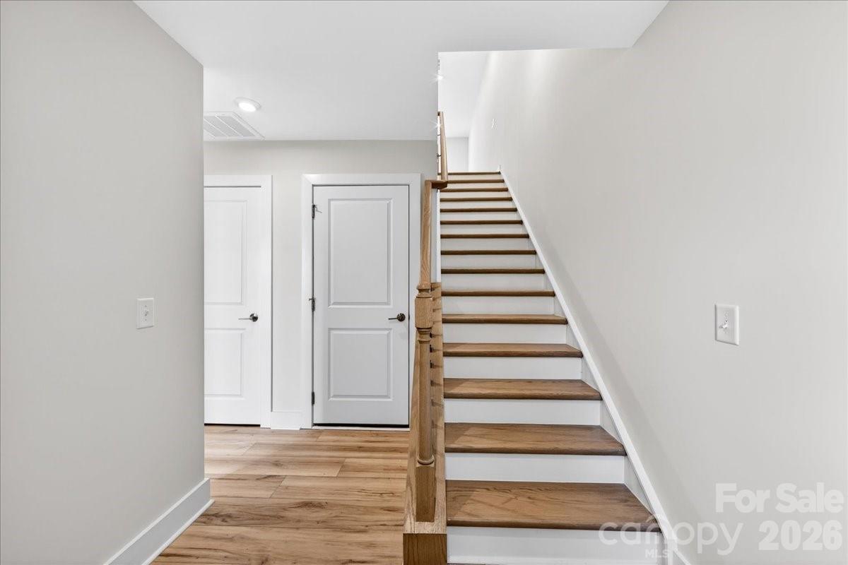 6022 Pivot Court Property Photo 3