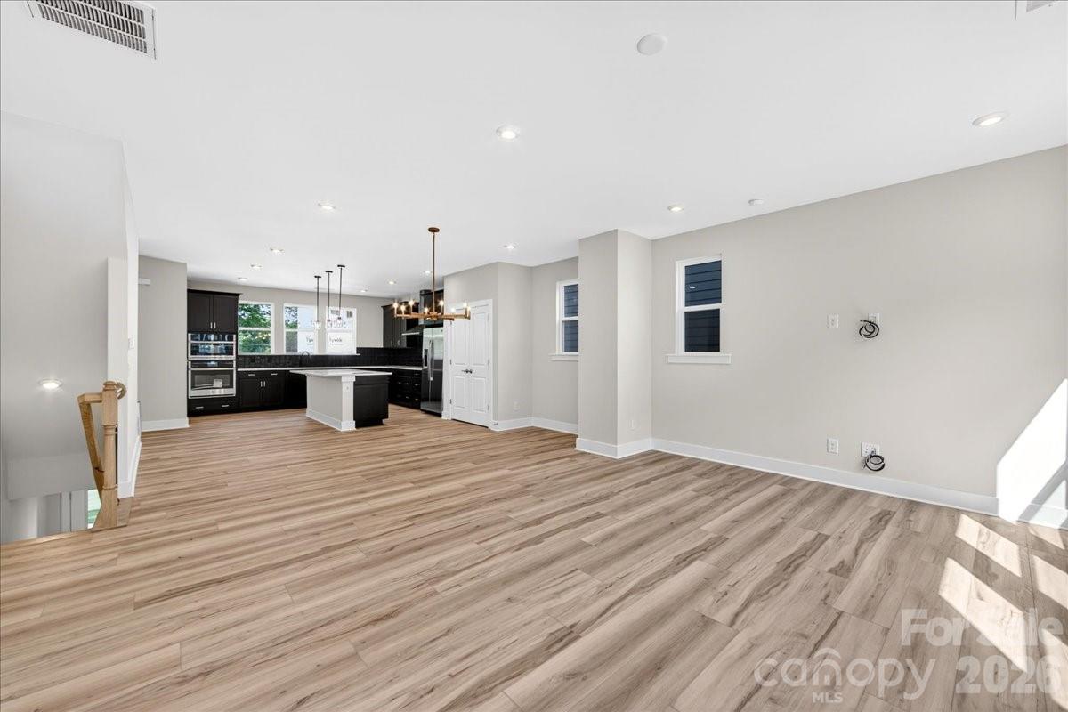 6022 Pivot Court Property Photo 16