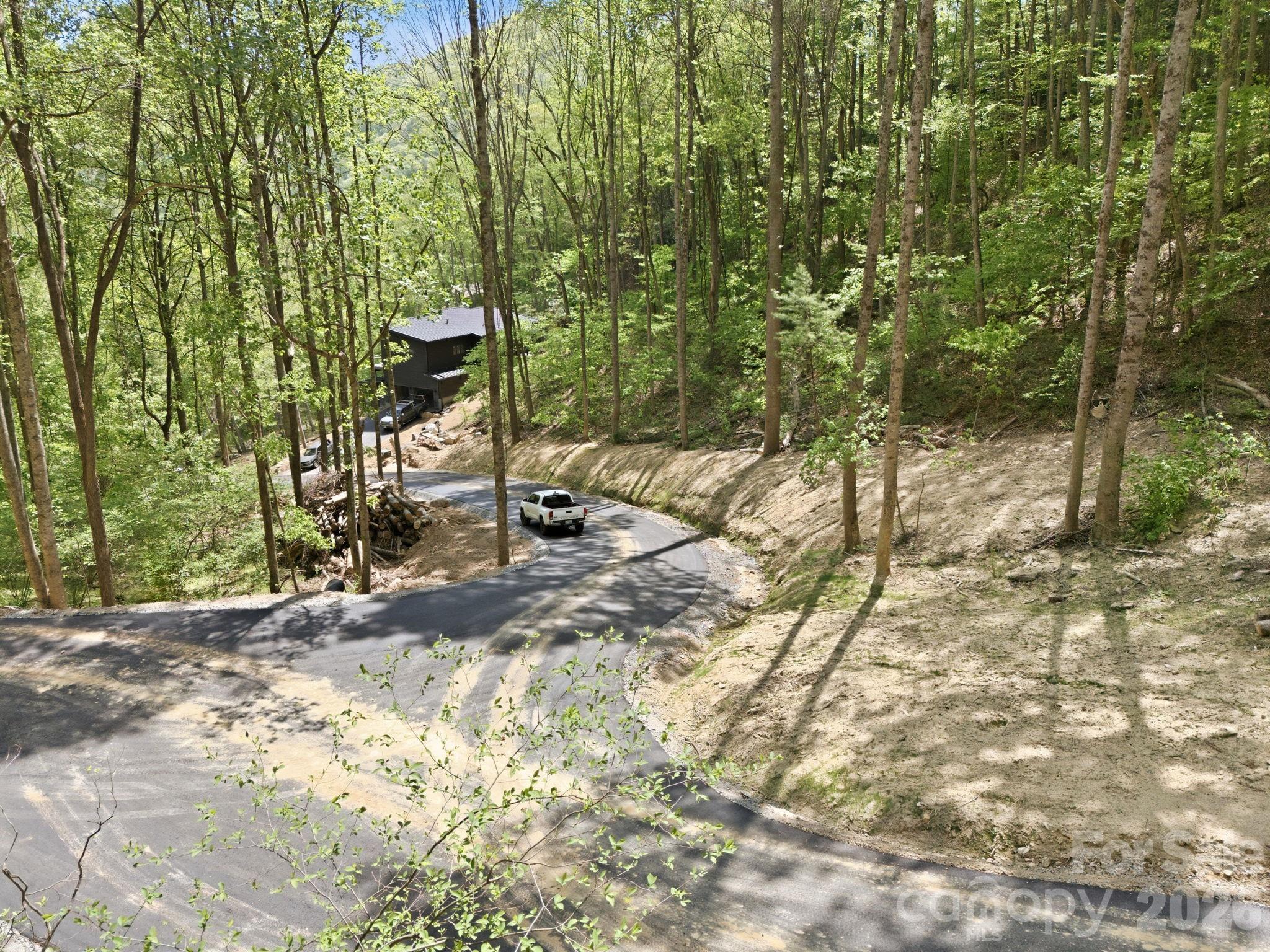 122 Running Deer Lane Property Photo 16