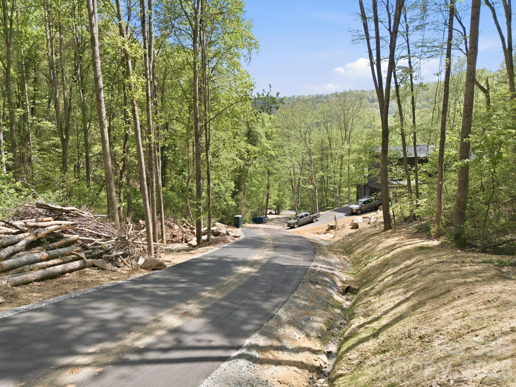 122 Running Deer Lane Property Photo 17