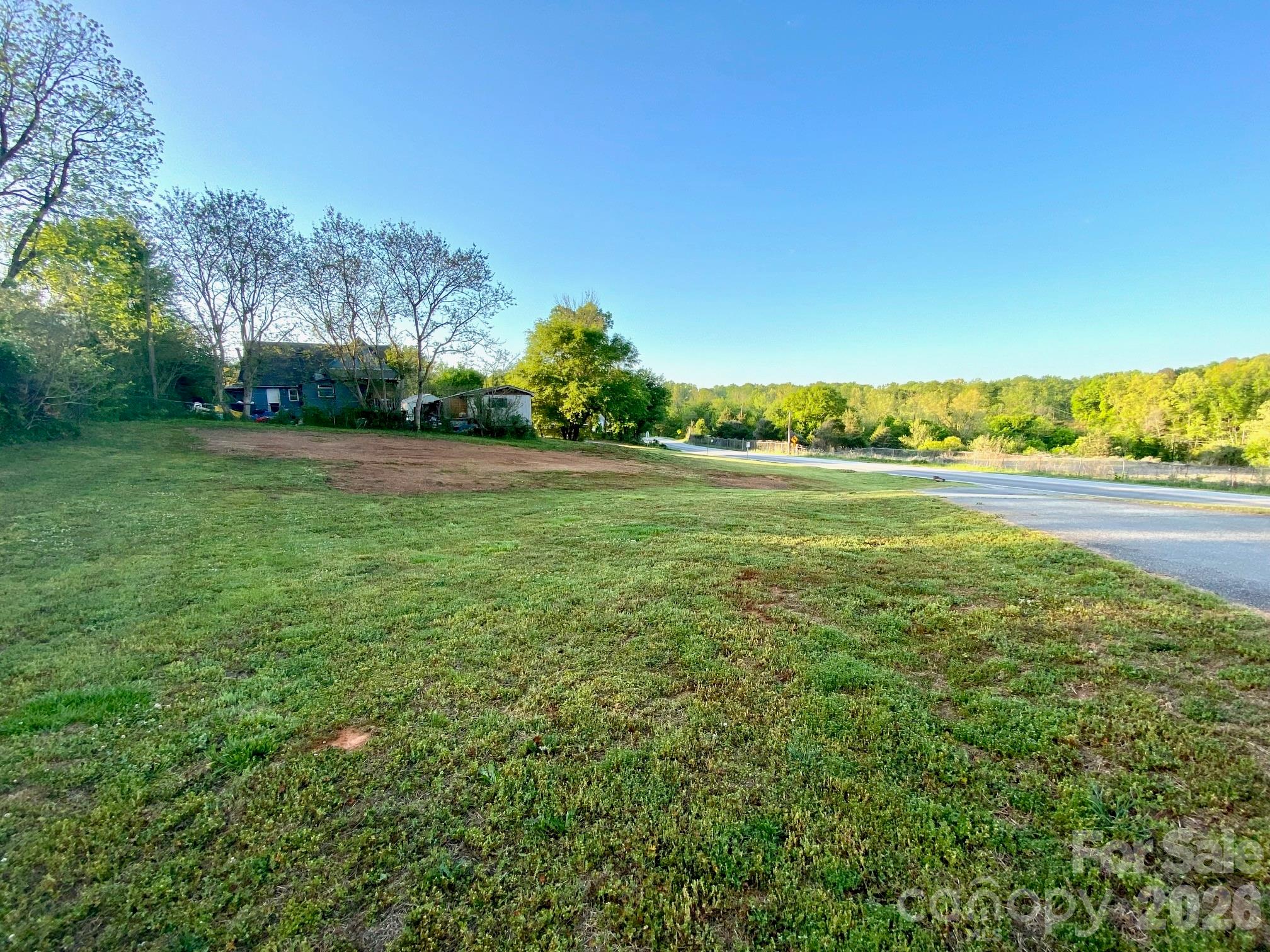112 Hollifield Road Property Photo 10