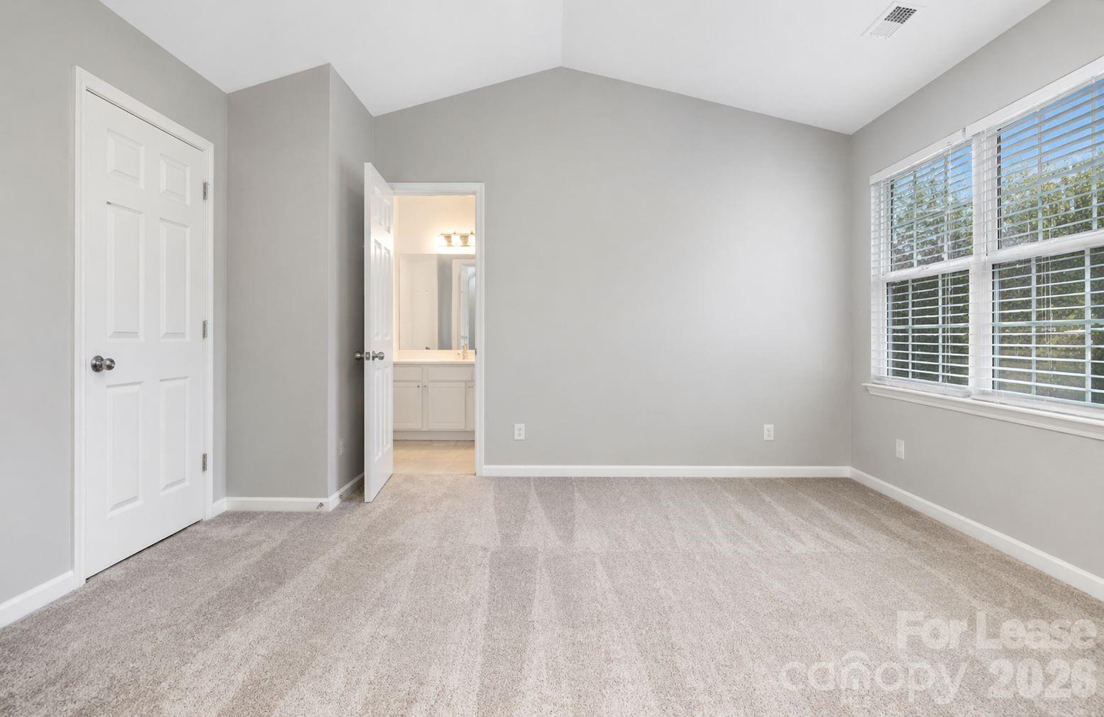 10519 Yellow Rose Lane Property Photo 3