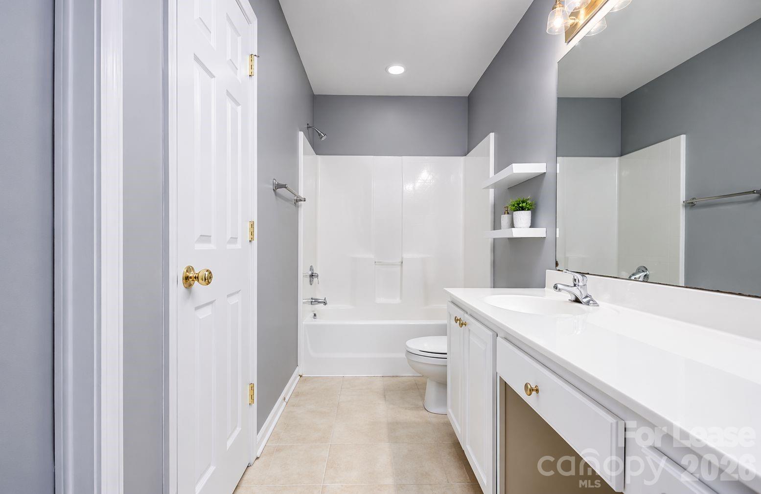 10519 Yellow Rose Lane Property Photo 6