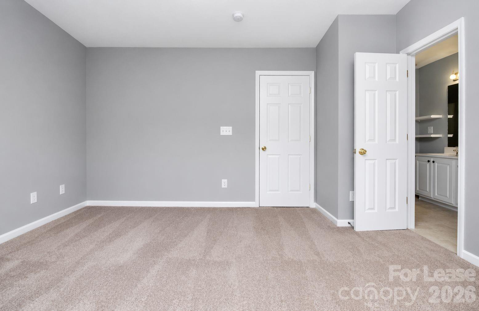 10519 Yellow Rose Lane Property Photo 12