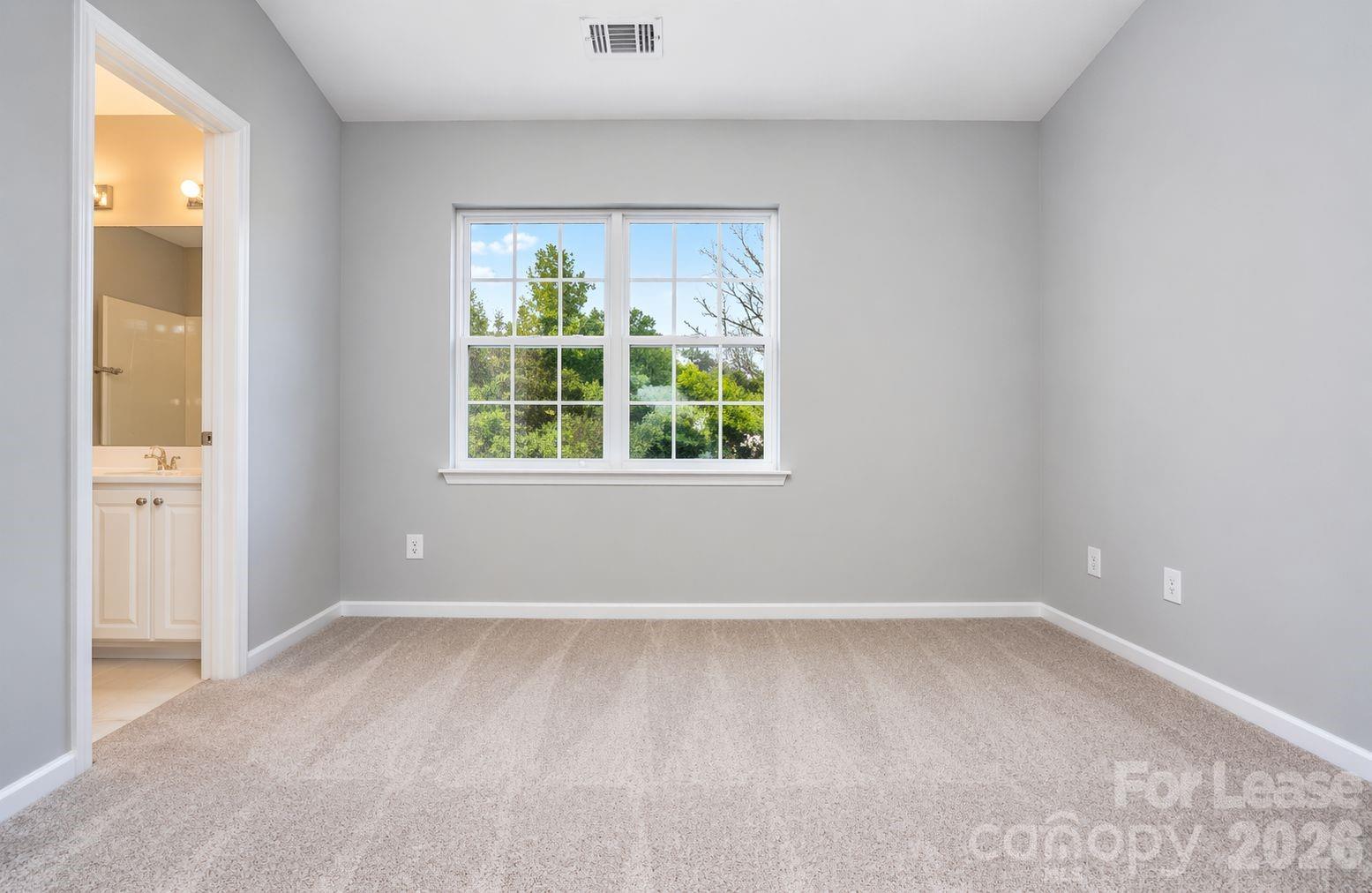 10519 Yellow Rose Lane Property Photo 14