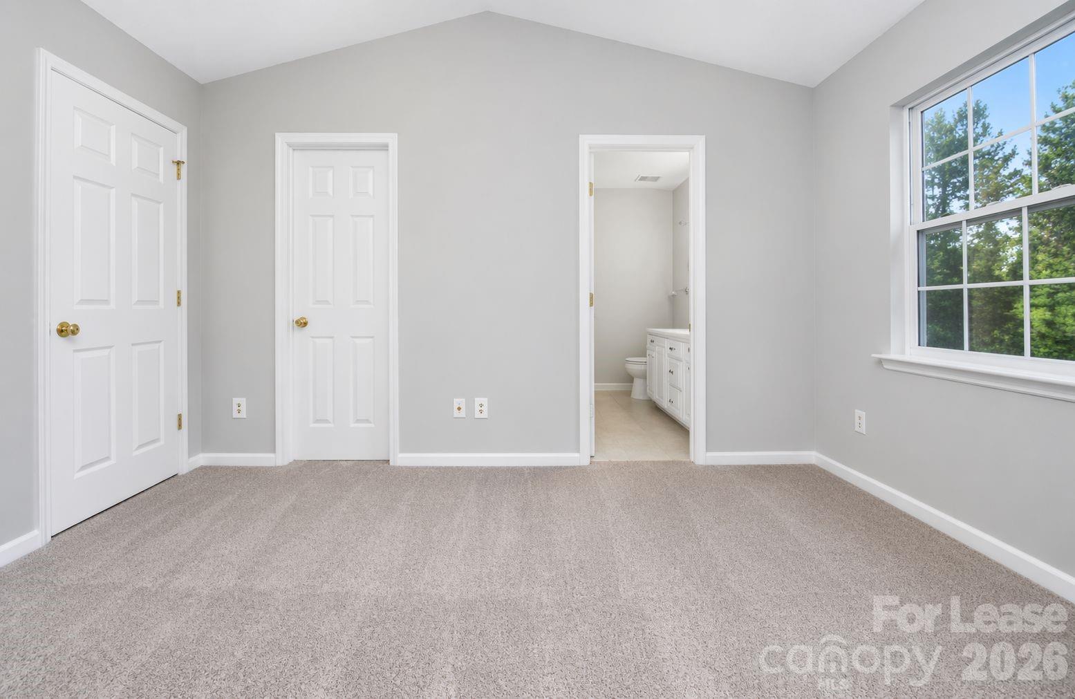10519 Yellow Rose Lane Property Photo 15