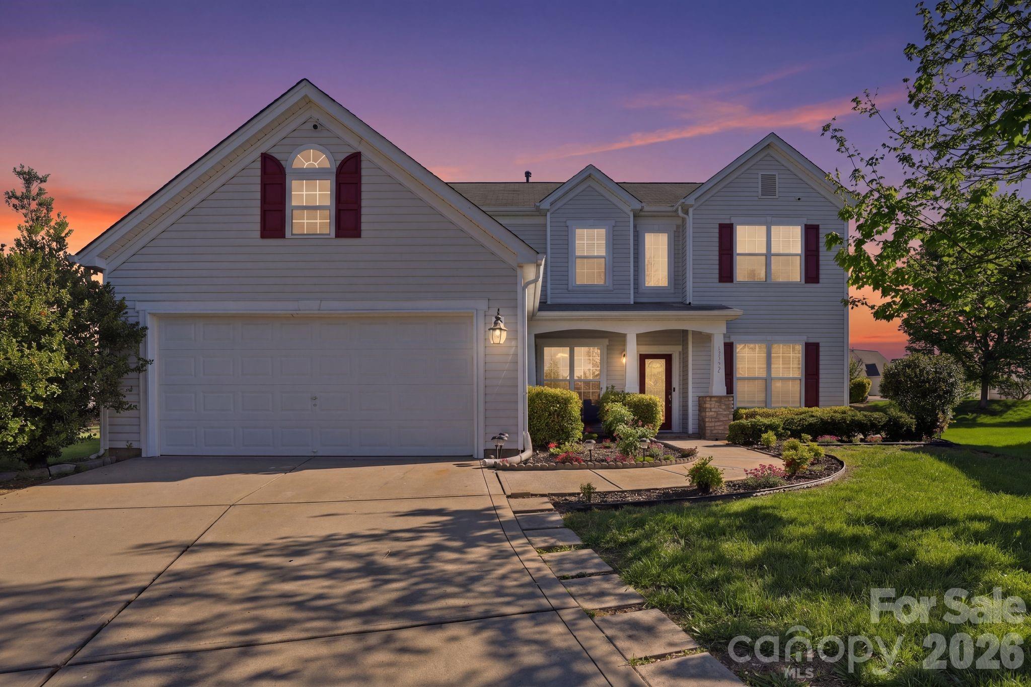 10122 Whiteburn Court Property Photo 2