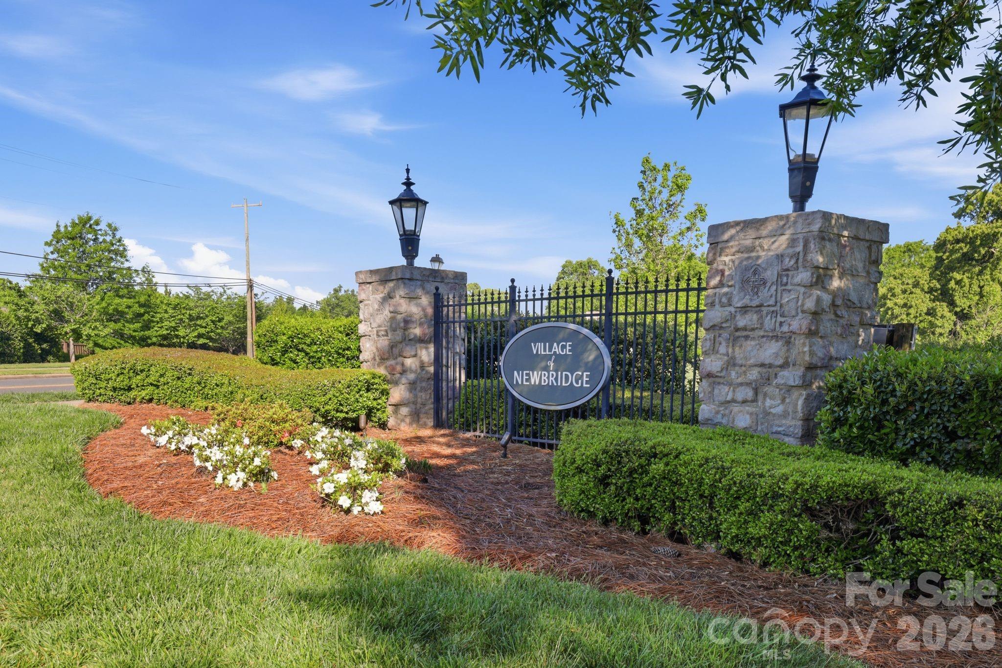 10122 Whiteburn Court Property Photo 3