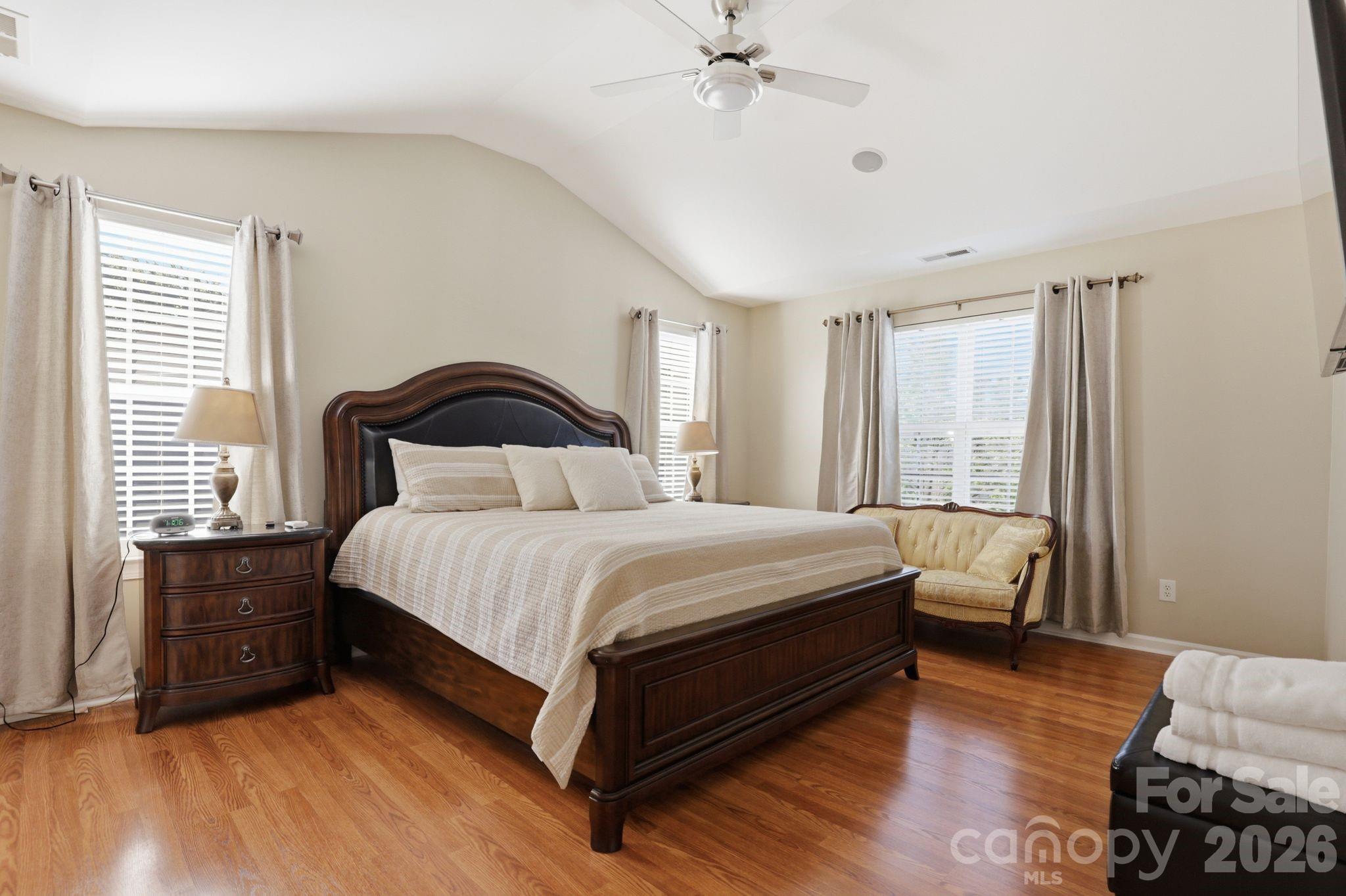 10122 Whiteburn Court Property Photo 27