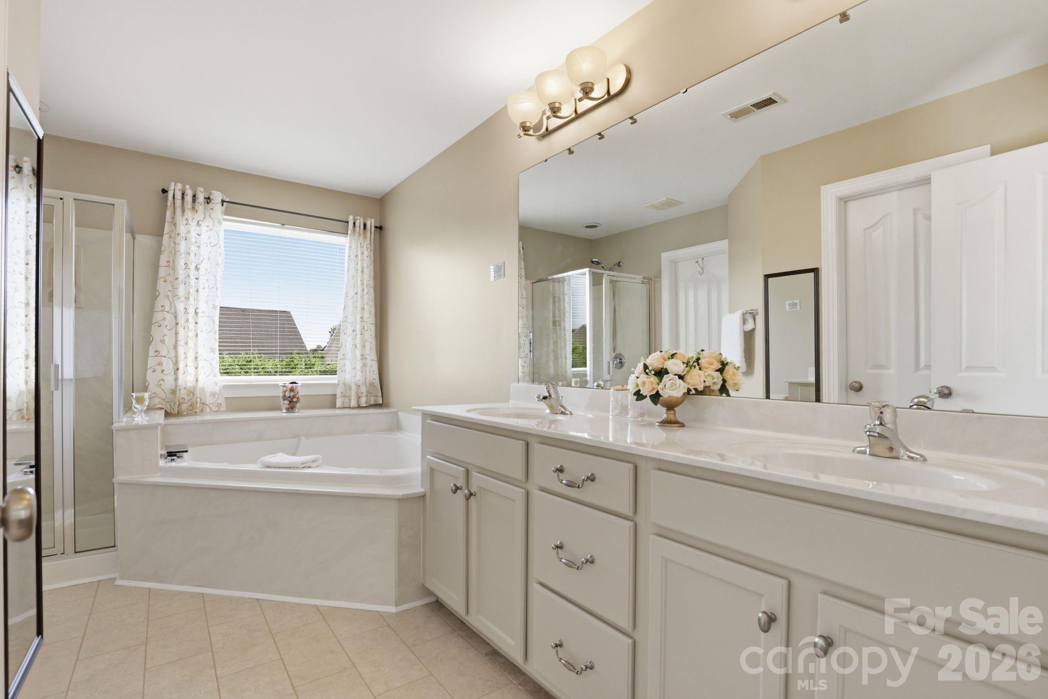 10122 Whiteburn Court Property Photo 29
