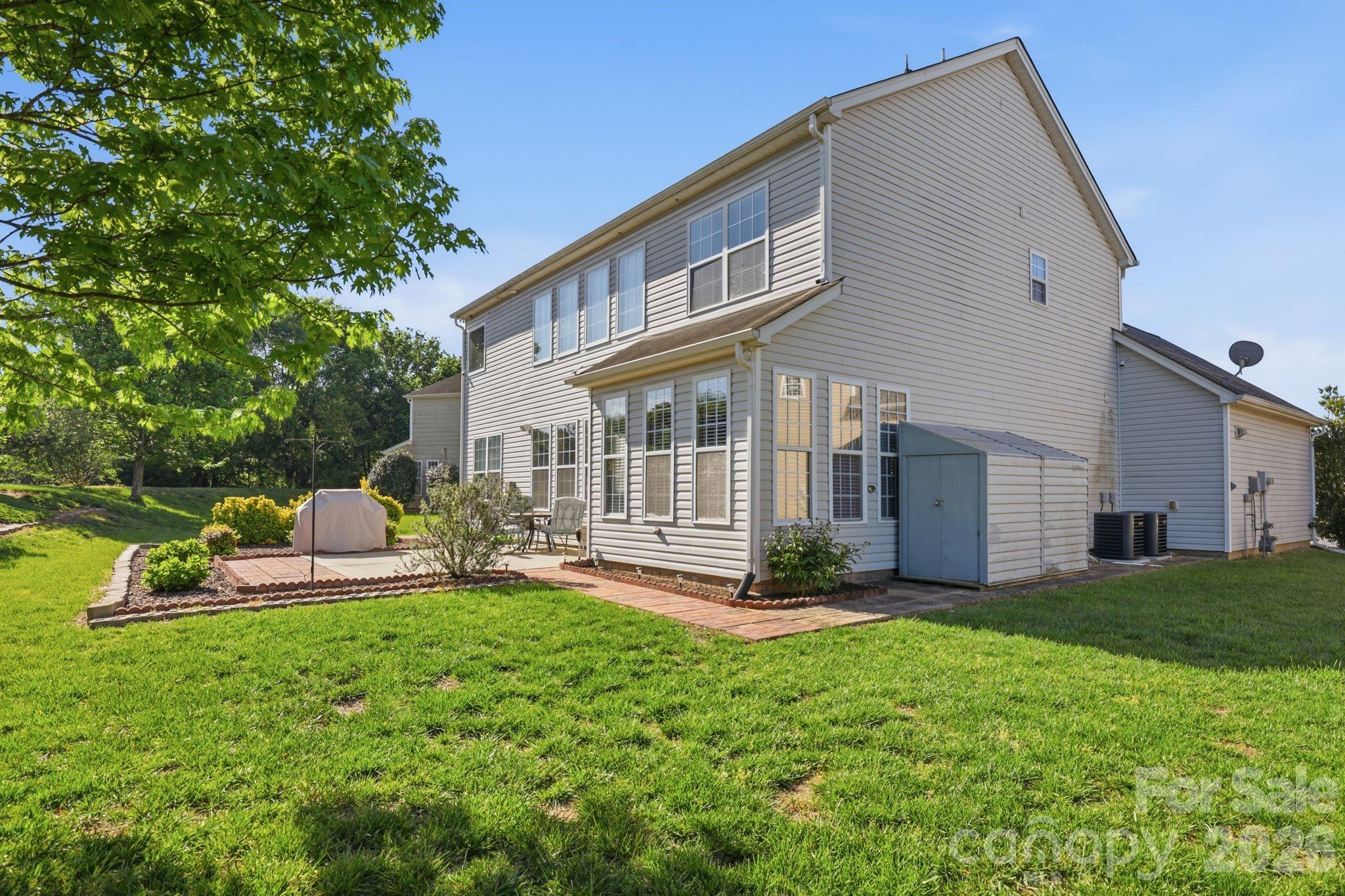 10122 Whiteburn Court Property Photo 37