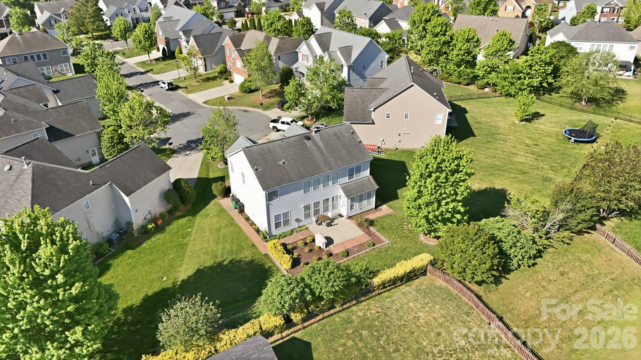 10122 Whiteburn Court Property Photo 44