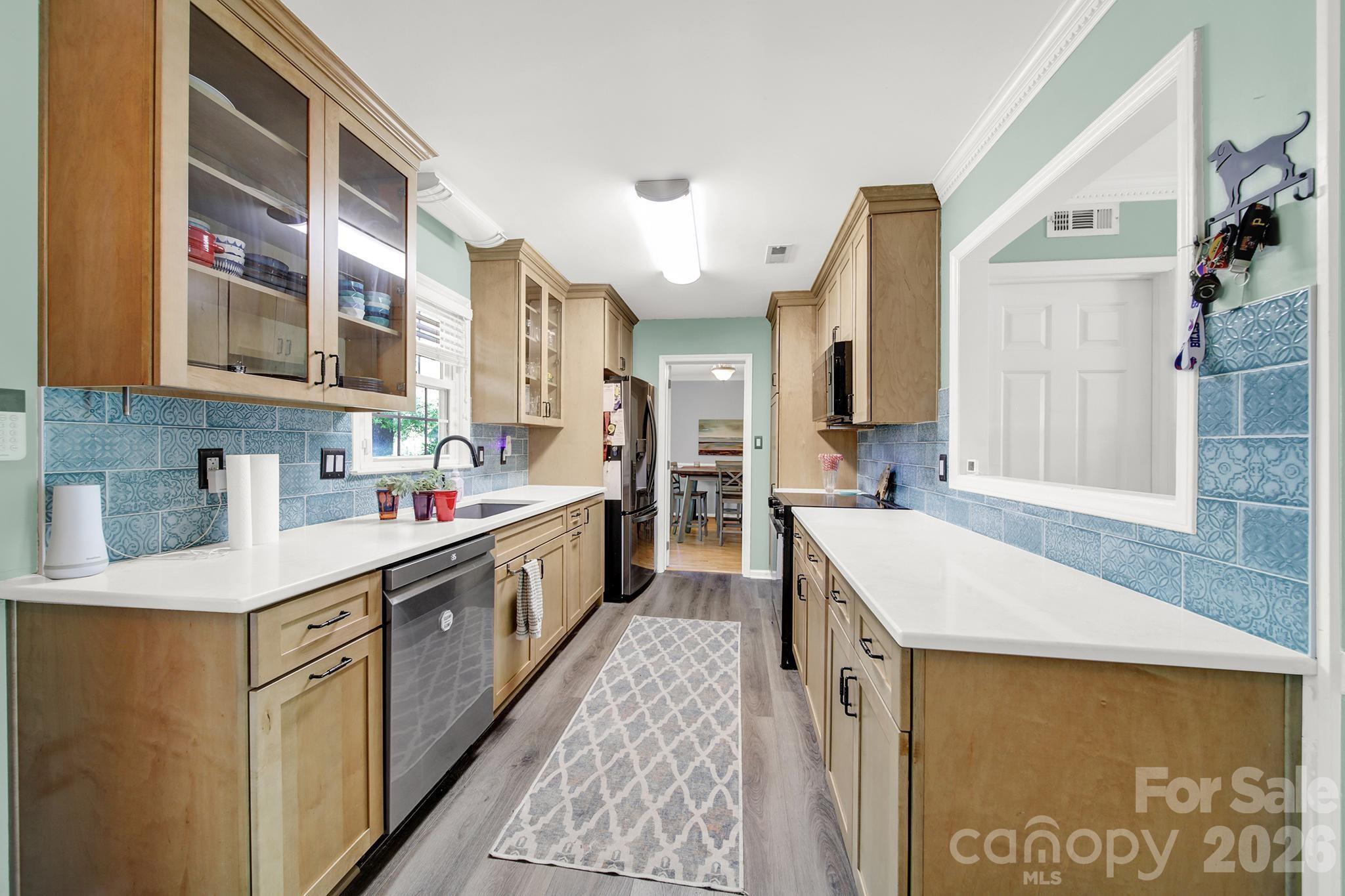8802 Kirchenbaum Drive Property Photo 2