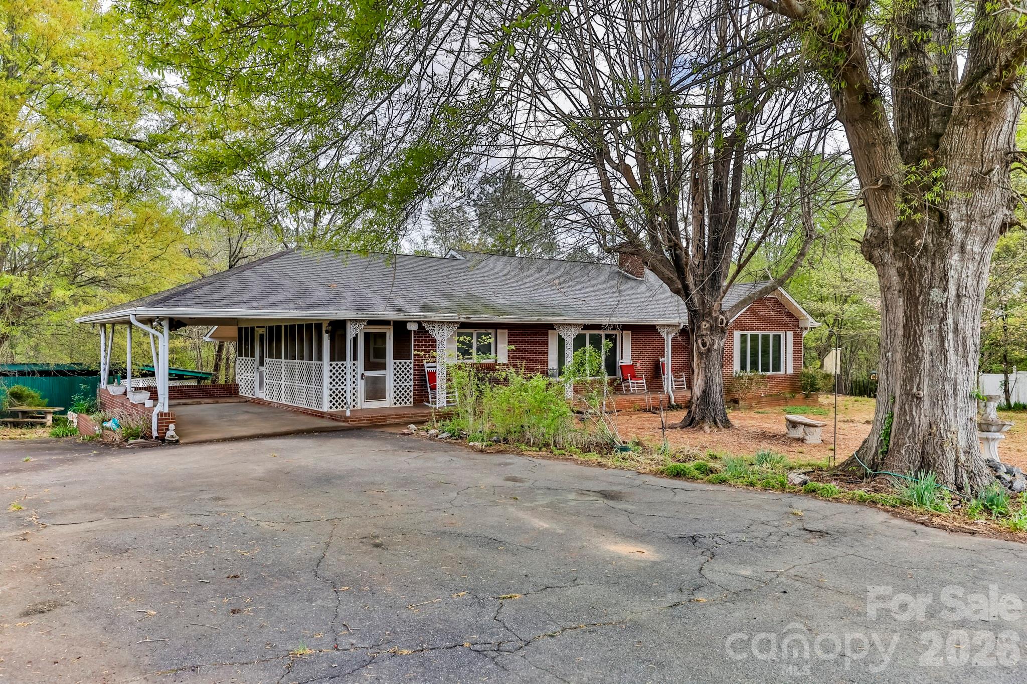 364 Dave Sims Road Property Photo 1